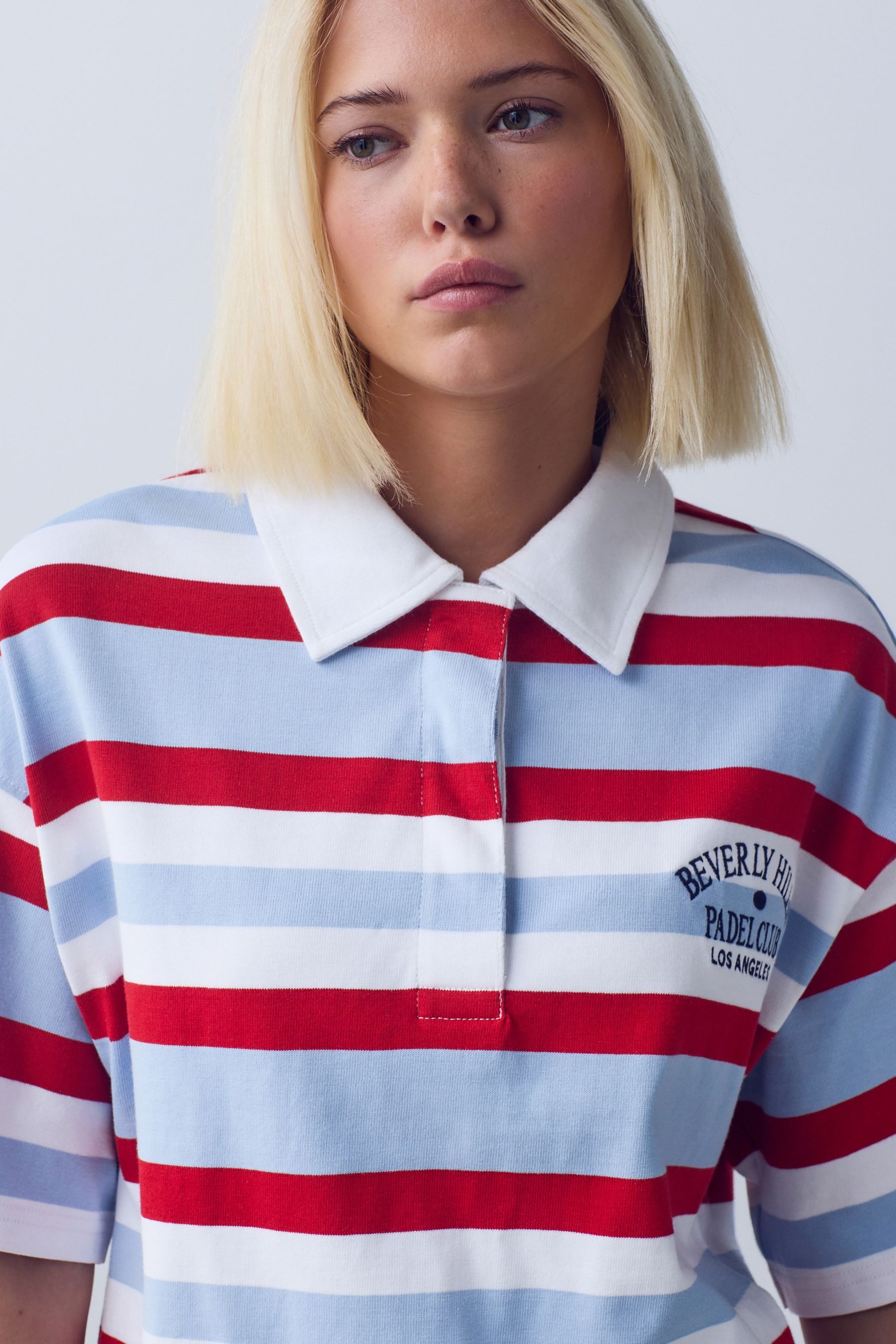 Next Poloshirt Gestreiftes Rugby-Poloshirt mit kurzen Ärmeln (1-tlg) – Bild 5 von 5