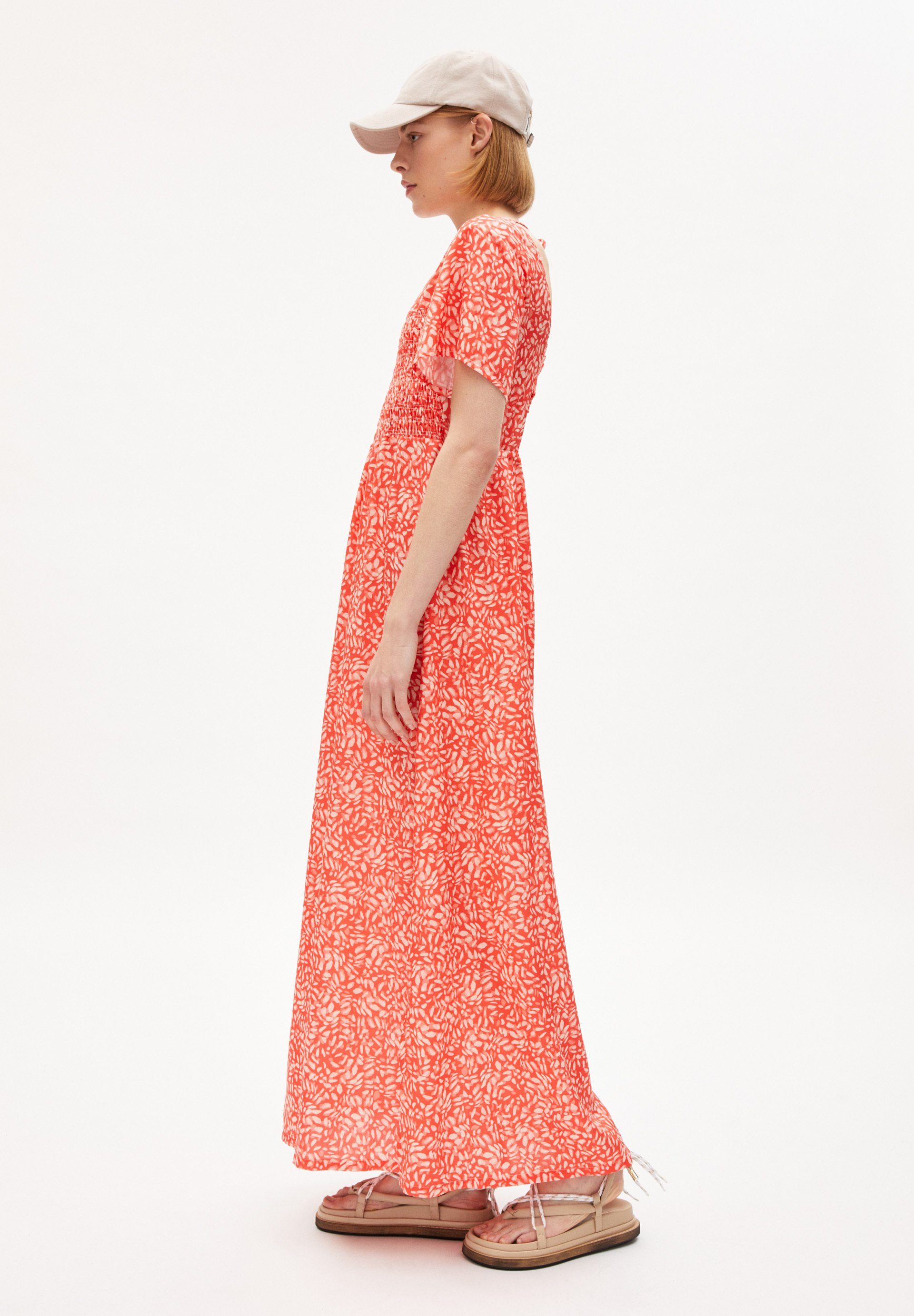 Armedangels Maxikleid HELINAA WATER DOTS Webkleid mit 100% carbon-zero TENCEL™ Faseranteil