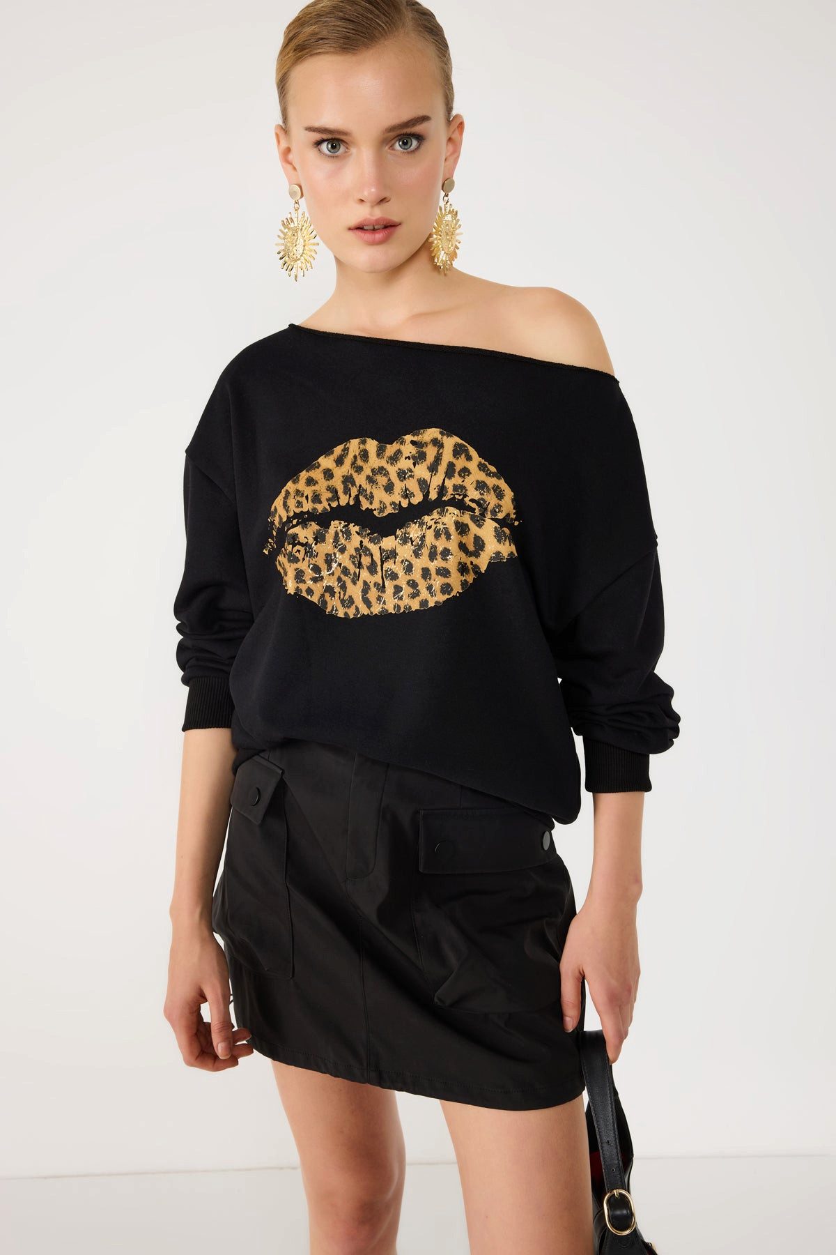 No Matter What Kapuzenpullover Leopardenmuster Lippenabdruck Sweatshirt günstig online kaufen