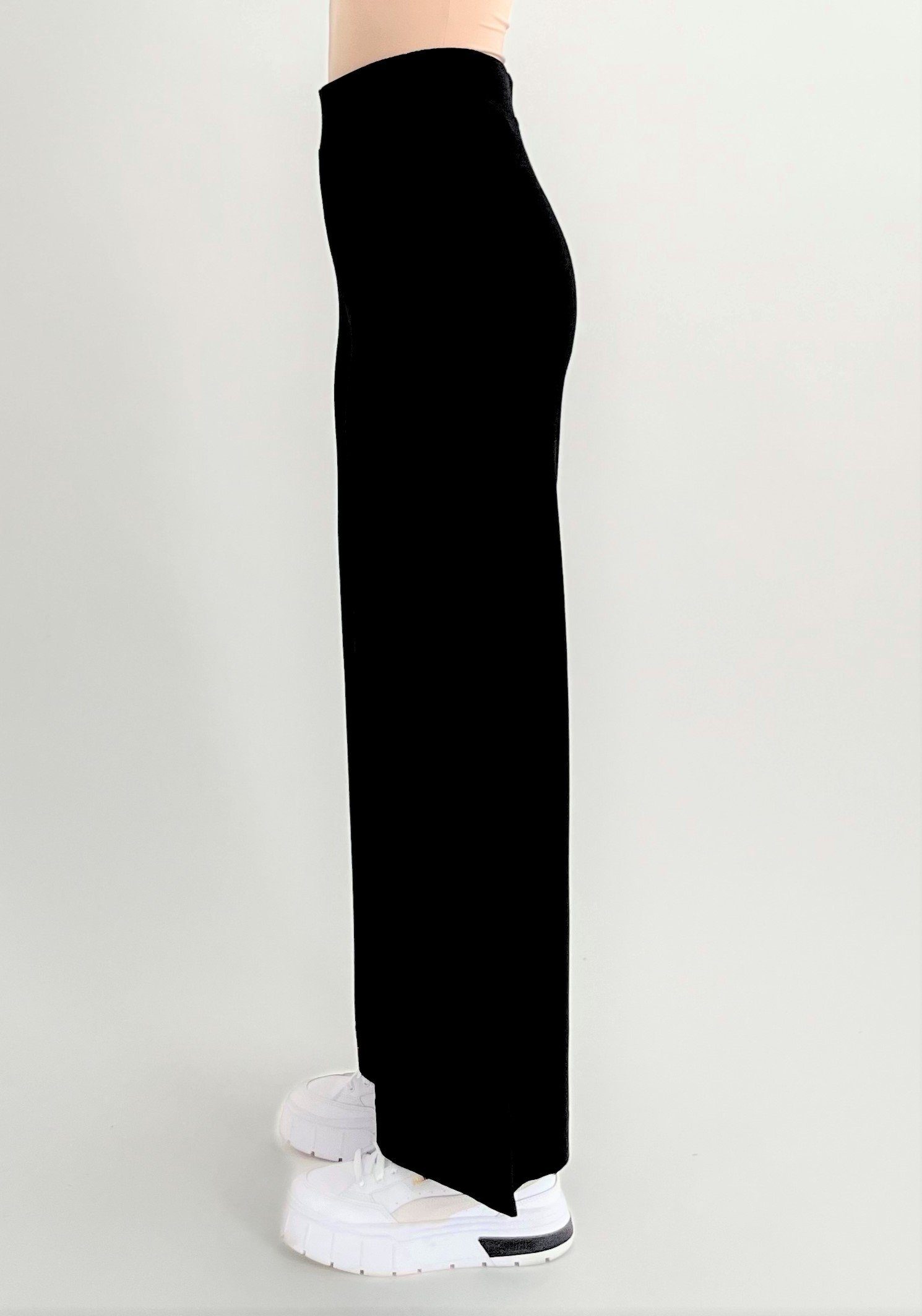 Zuckerwatte Strickhose mit weitem Bein, schwarz Viskose Superstretch