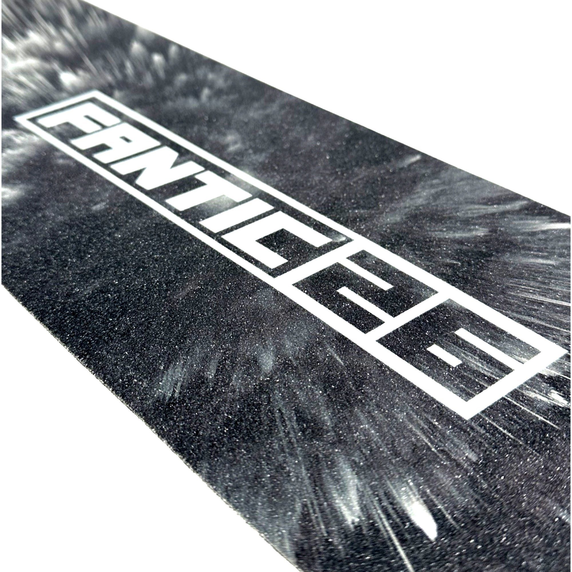 Fantic26 Stuntscooter Fantic26 Stunt-Scooter Griptape 58,5cm x 15,5cm Schwarz/Weiß