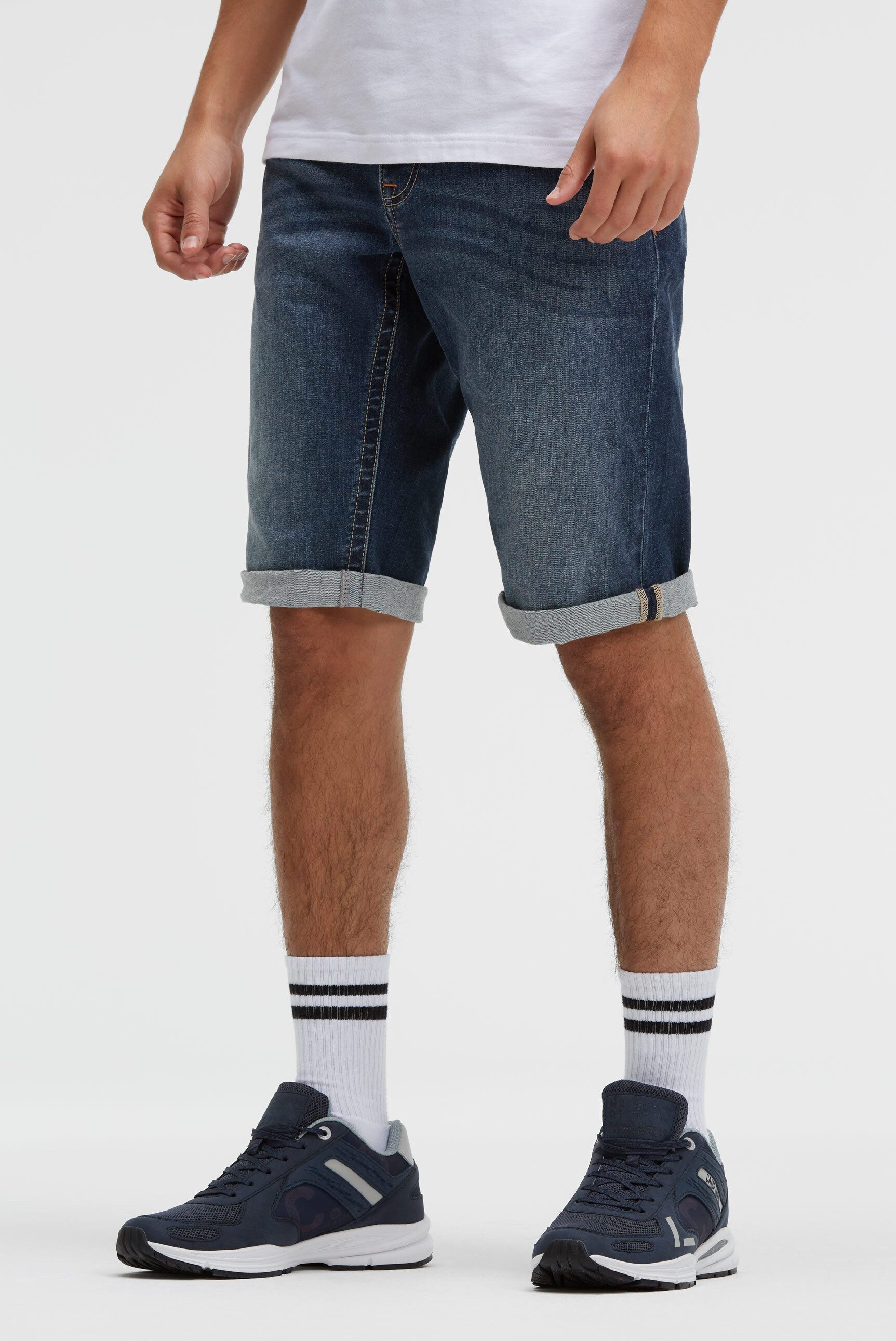 CAMP DAVID Jeansshorts mit Turn-Up Saum