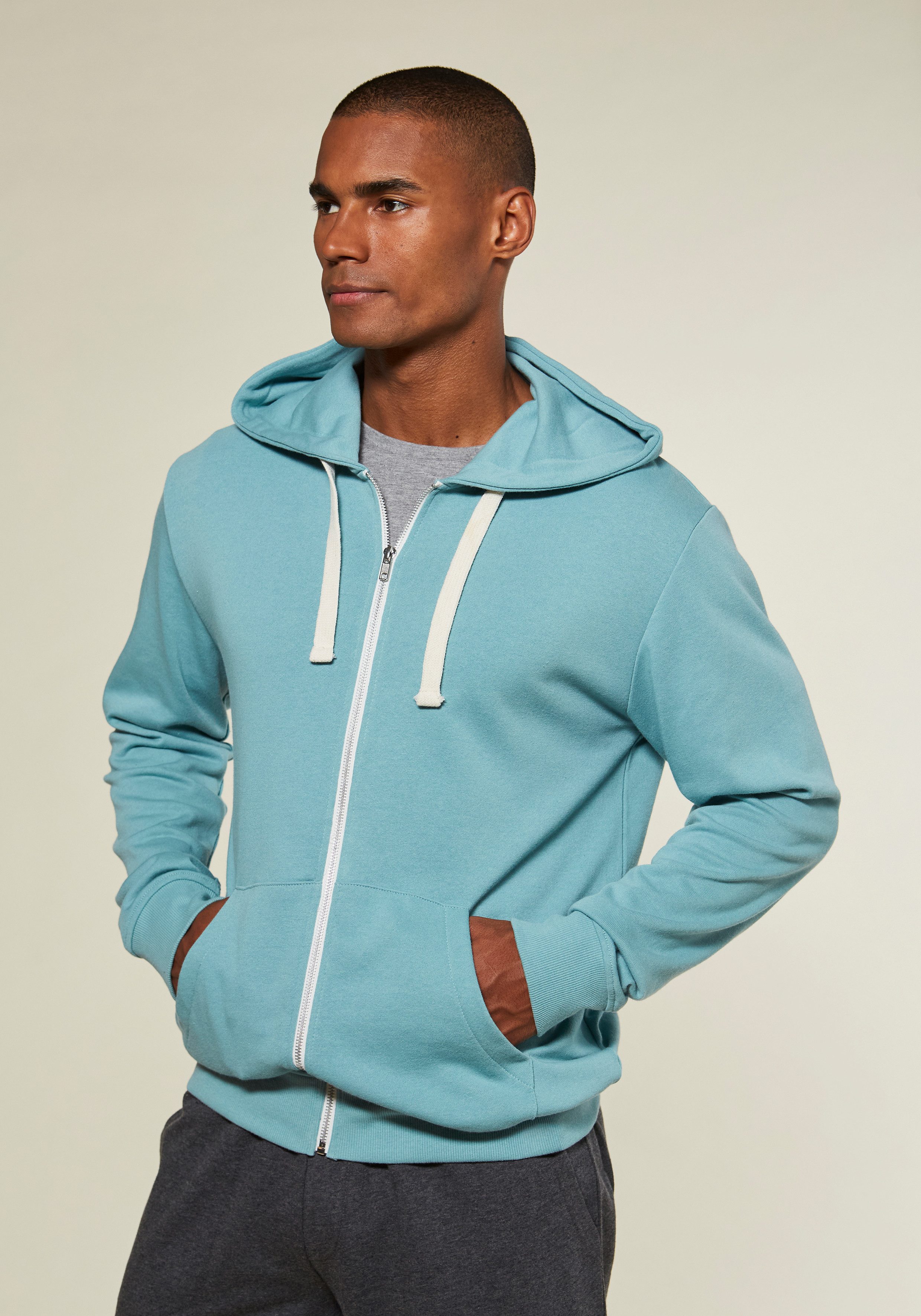 Kapuzensweatjacke