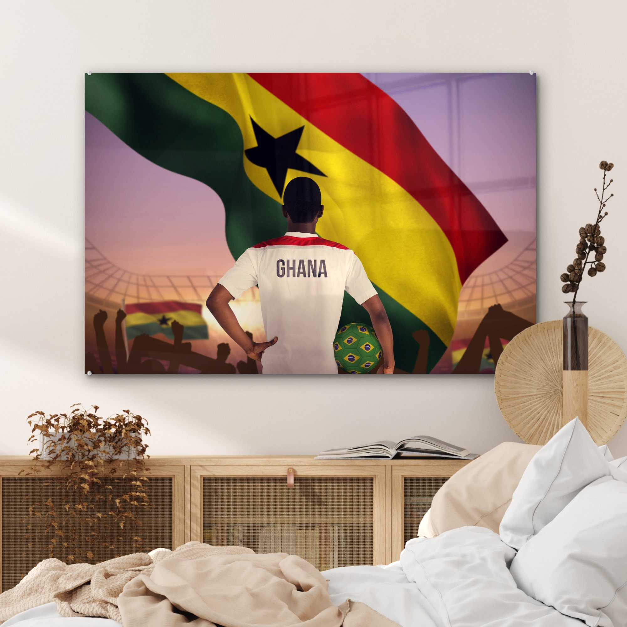 Fußballer & Wohnzimmer Flagge, ghanaischen St), vor (1 steht Acrylglasbild der Schlafzimmer Acrylglasbilder MuchoWow