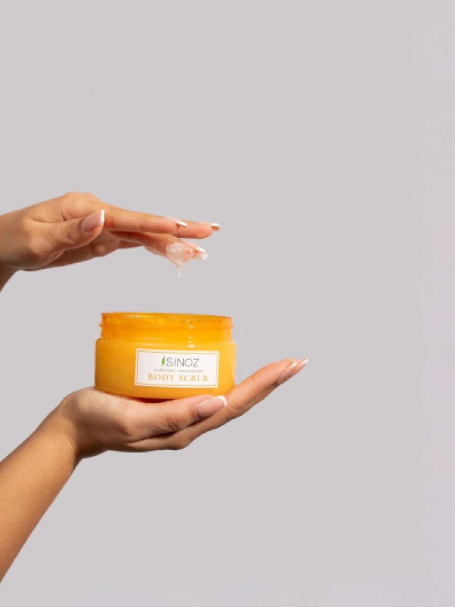 Sinoz Körperpeeling SINOZ Body Scrub Purifying & Moisturizing - 300 g Körperpeeling
