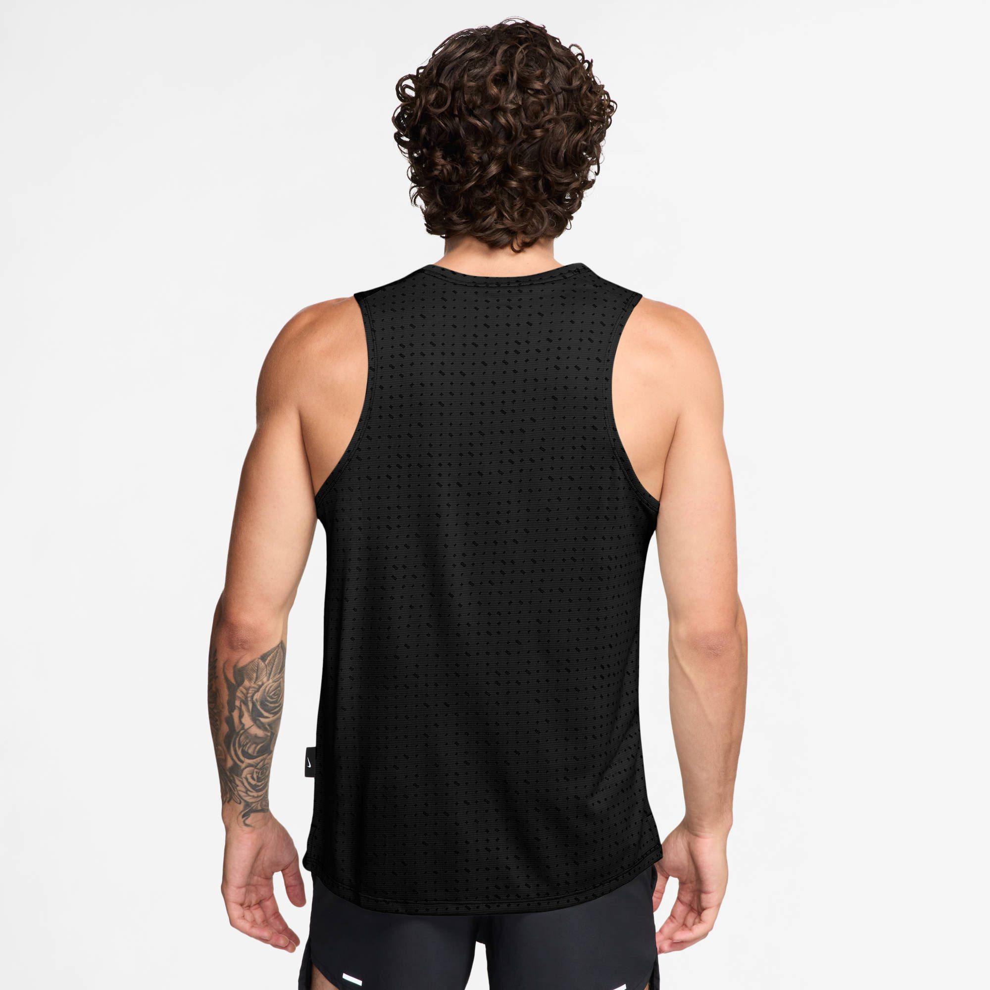 Nike Laufshirt M NK DF BREATHE MILER TANK für das Laufen entwickelt, mit Dri-FIT-Technologie, ärmelloses Design