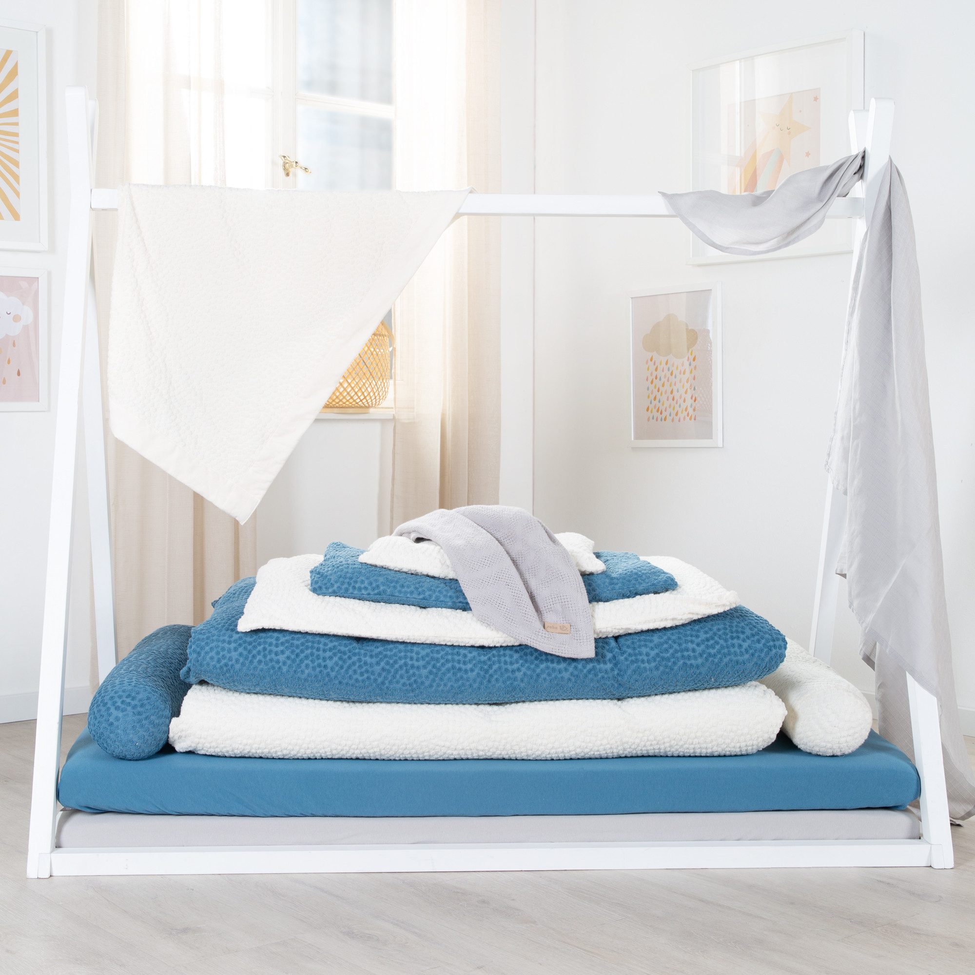 roba® Babybettwäsche Lil Planet aus weichem Jersey - versch. Farben - Wiegenbettwäsche, Bio Baumwolle, 2 teilig, 80 x 80 cm - für Baby - Kinder - Jungen & Mädchen