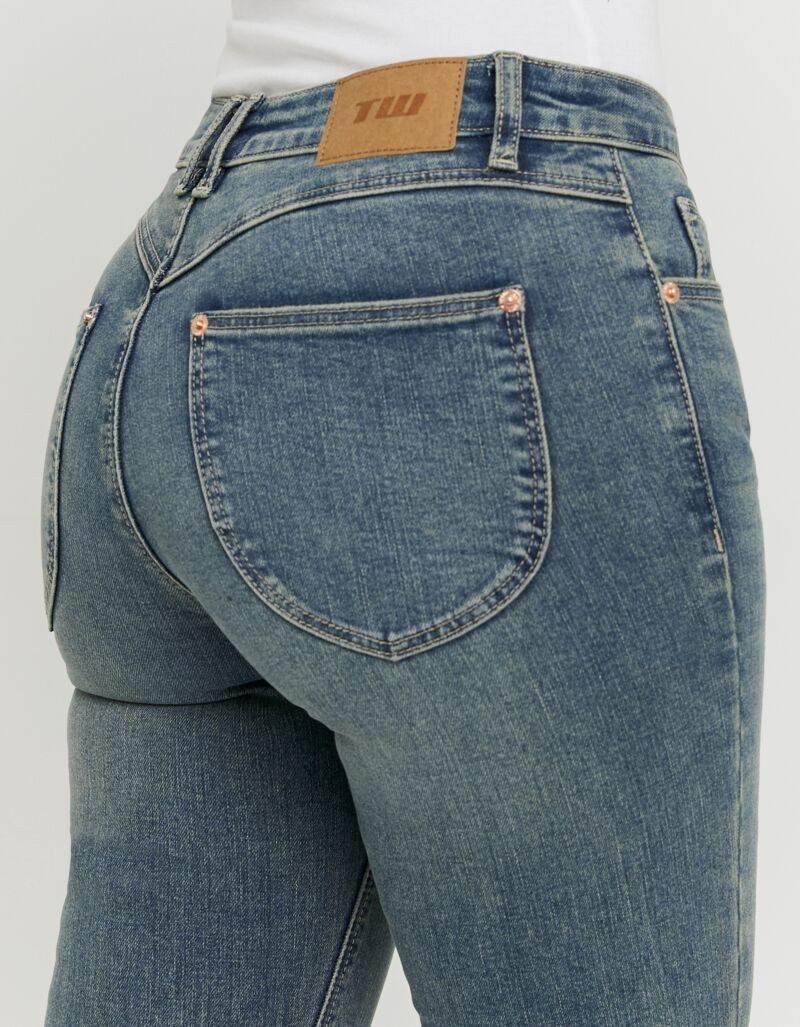Tally Weijl Bootcut-Jeans SPADESASSY2 Baumwollmischung, Low Waist