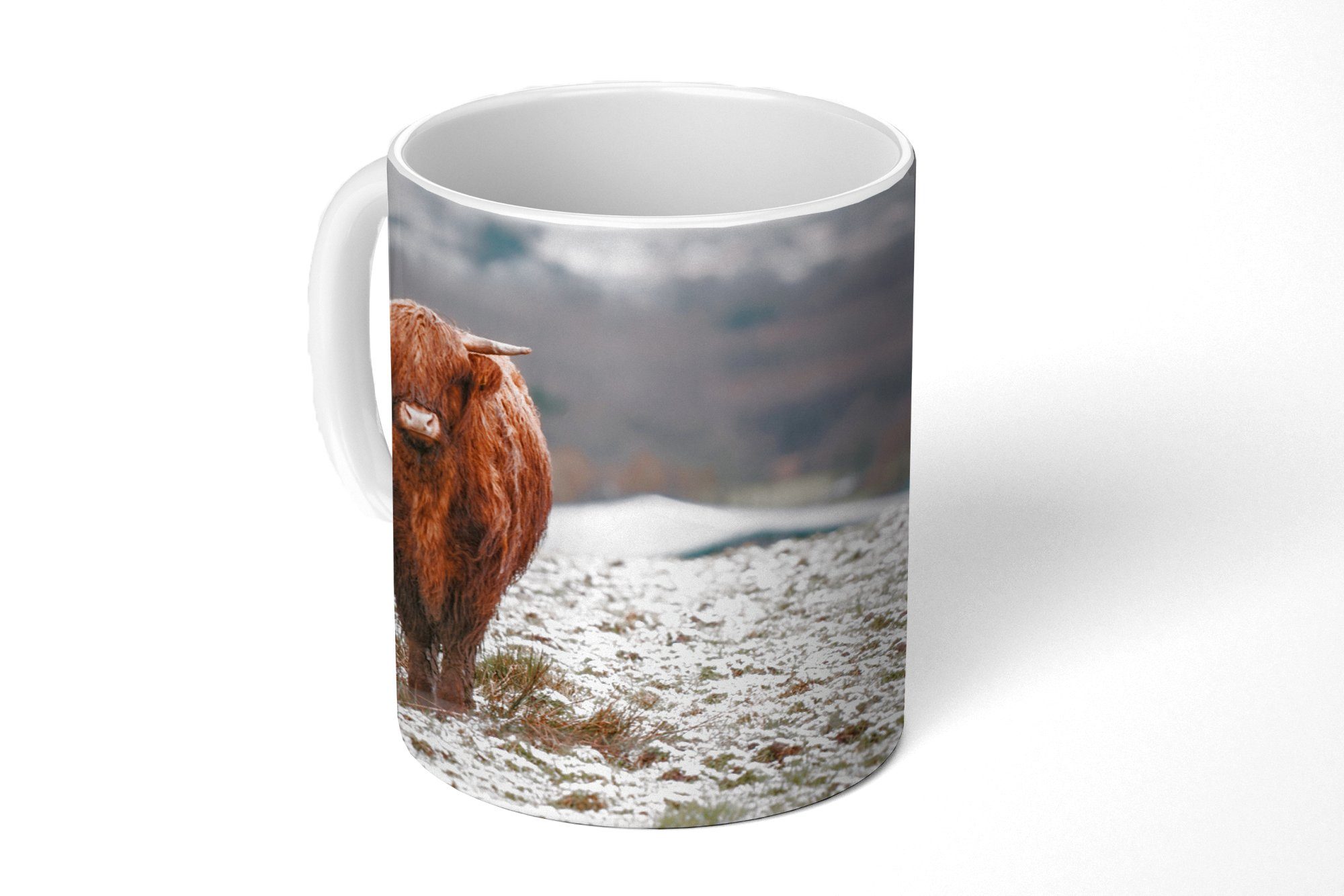 MuchoWow Tasse Schottischer Highlander - Schnee - Berg, Keramik, Kaffeetassen, Teetasse, Becher, Teetasse, Geschenk | Tassen