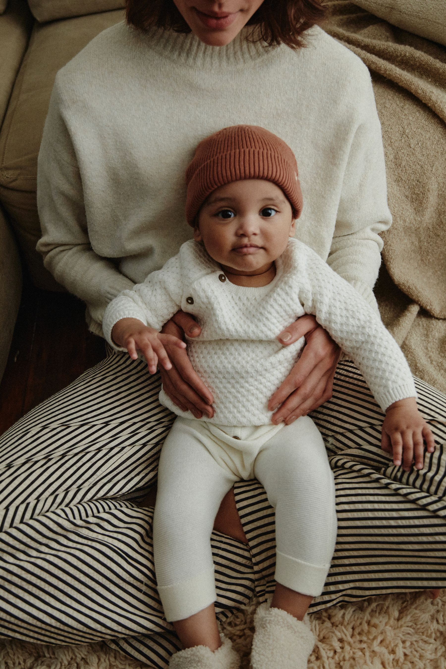 Top & Leggings Baby-Set Strickpullover und Hose aus Baumwolle