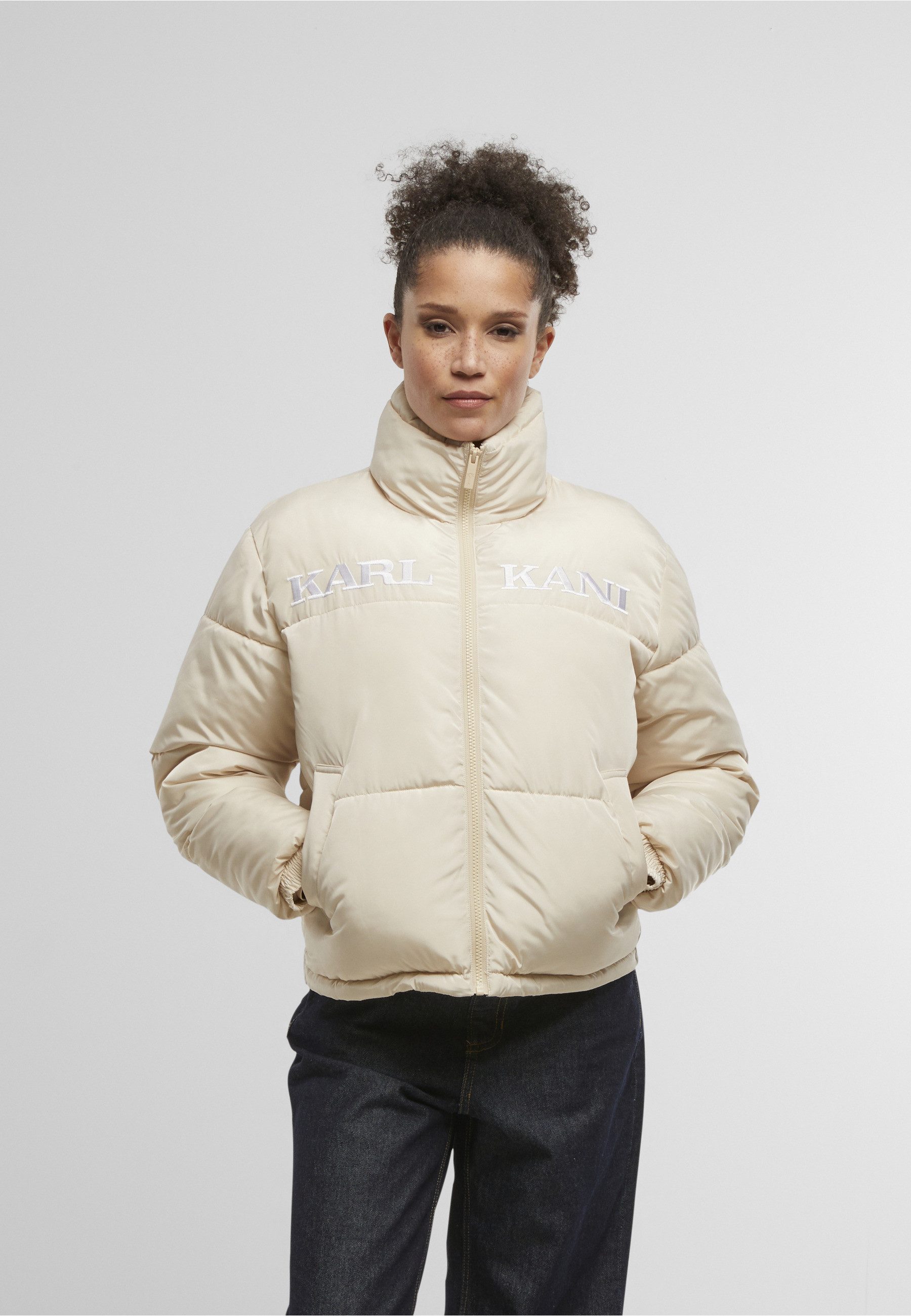 Karl Kani Winterjacke Karl Kani Retro Essential Puffer Jacket (1-St)