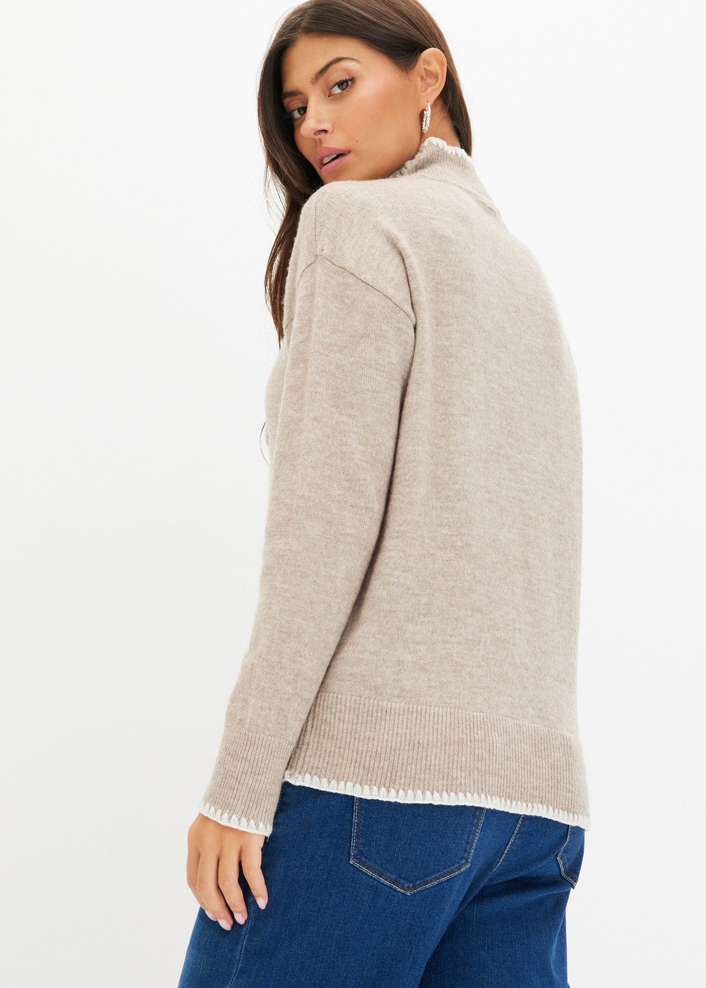 bonprix Strickpullover mit Stehkragen, kontrastfarbige Häkelkanten, bequem, meliert