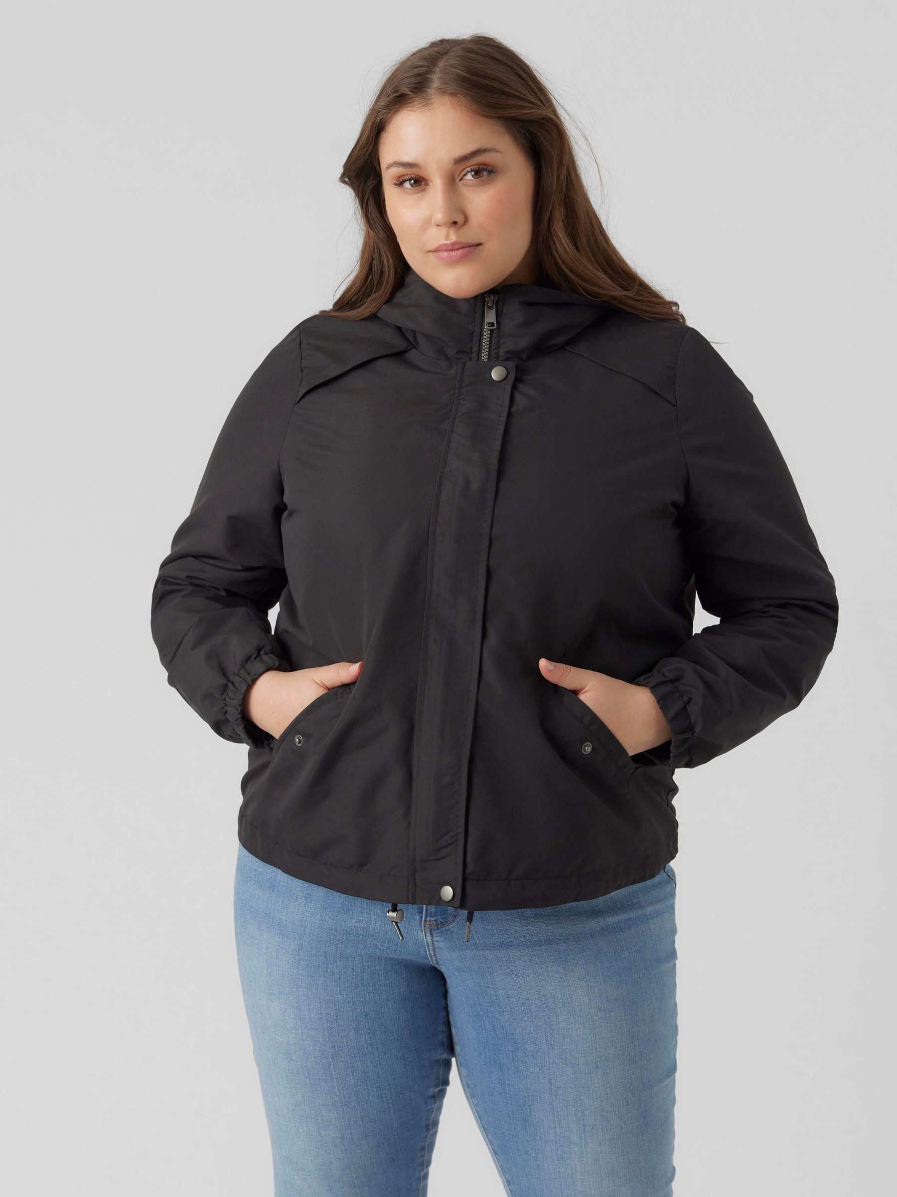Vero Moda Curve Parka VMCZOA SHORT PARKA NOOS CUR der perfekte Parka für die Übergangszeit