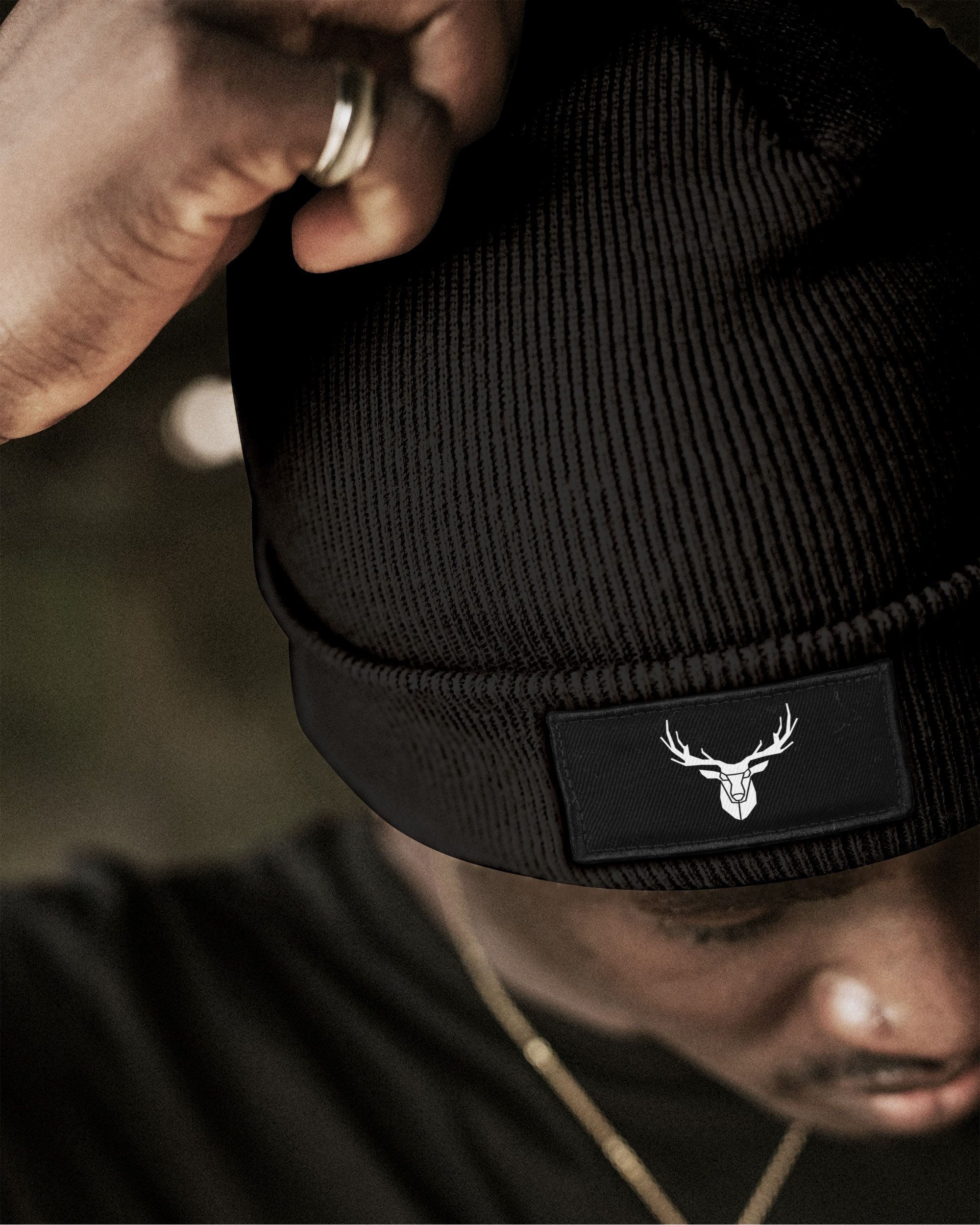 Neverless Strickmütze Herren Beanie Wintermütze mit Patch Hirsch Geweih Low günstig online kaufen