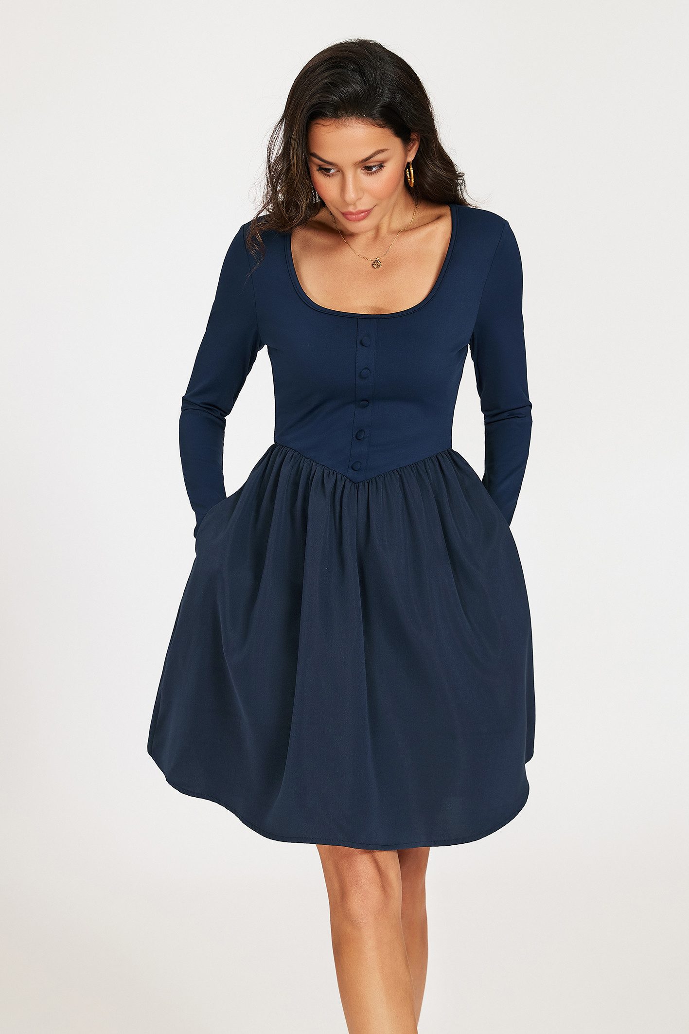 FS Collection Skaterkleid Damen Skaterkleid Freizeitkleid Langarm Karree-Ausschnitt Knopfleiste (XS (EU:36 / UK:8) · S (EU:38 / UK:10) · M (EU:40 / UK:12) · L (EU:42 / UK:14) · XL (EU:44 / UK:16) Karree-Ausschnitt, bezogene Knöpfe, ausgestellter Rock