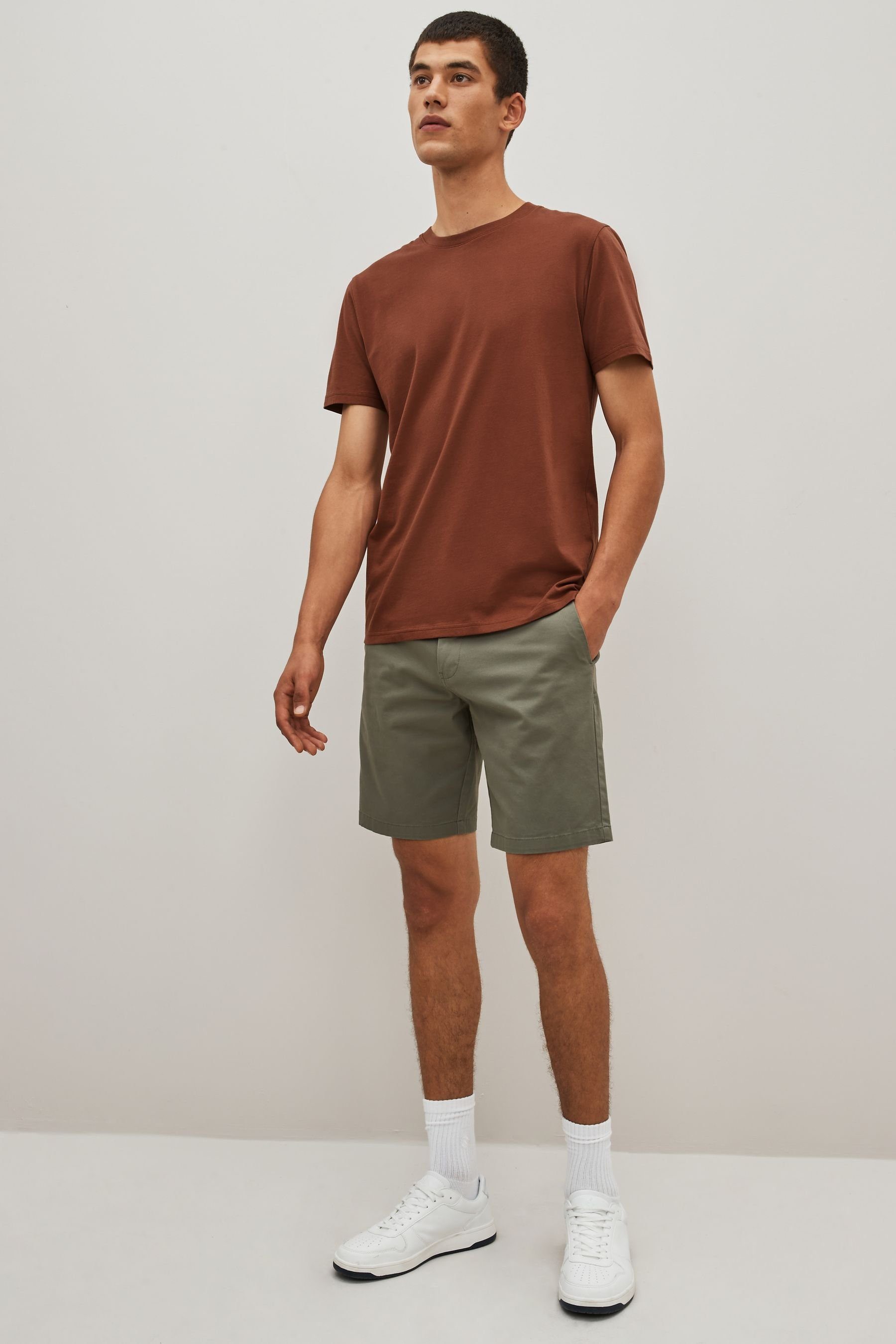 Fit T-Shirt Clay Rundhals-T-Shirt Red Next im Relaxed (1-tlg)