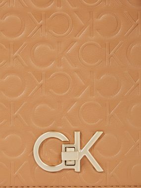 Calvin Klein Umhängetasche RE-LOCK DOUBLE GUSETT XBODY-EMB, mit Allover-Logoprägung