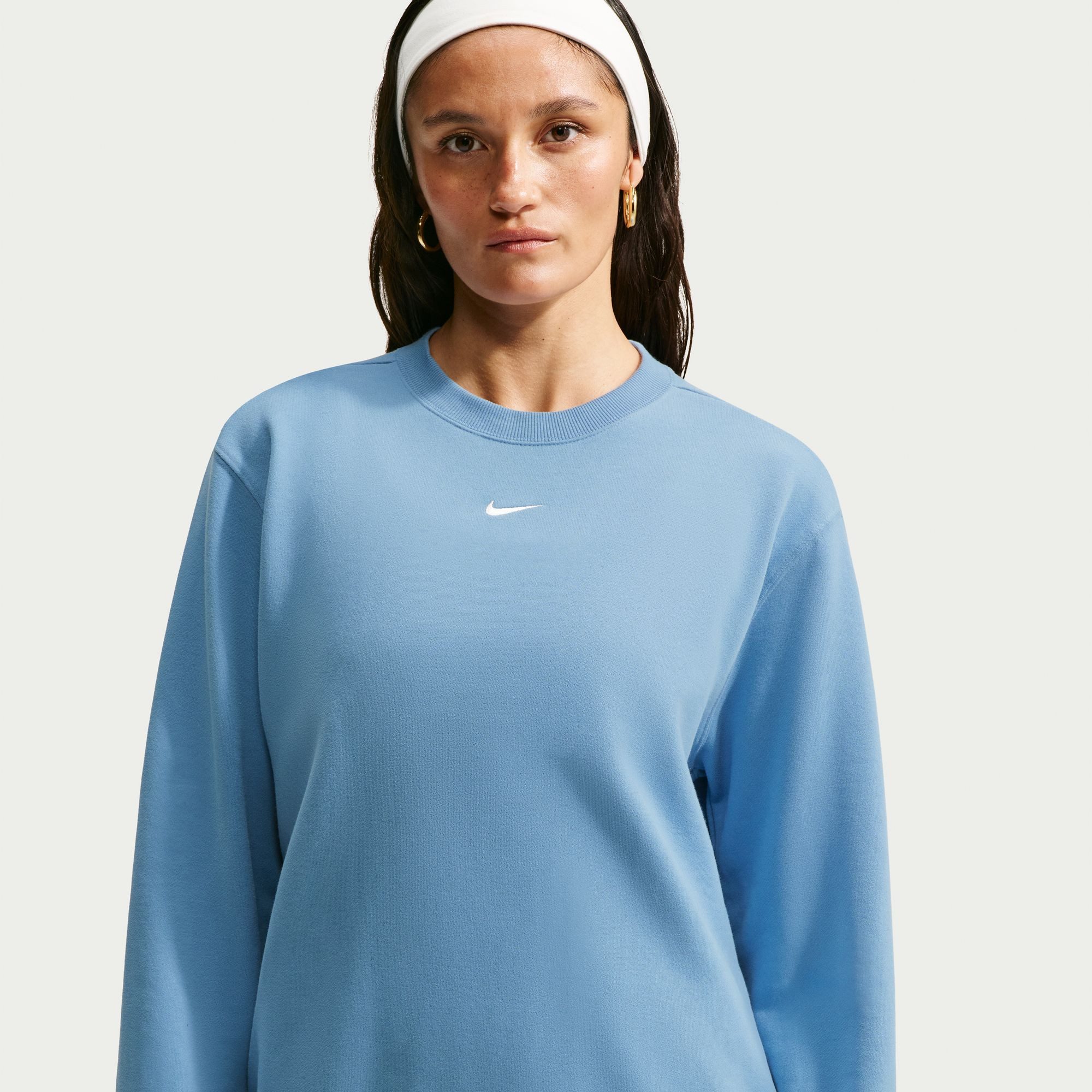 Nike Sportswear Sweatshirt W NK STDO FLC LW STD CREW mit Rundhalsausschnitt, aus angerauter Sweatware, in normaler Länge