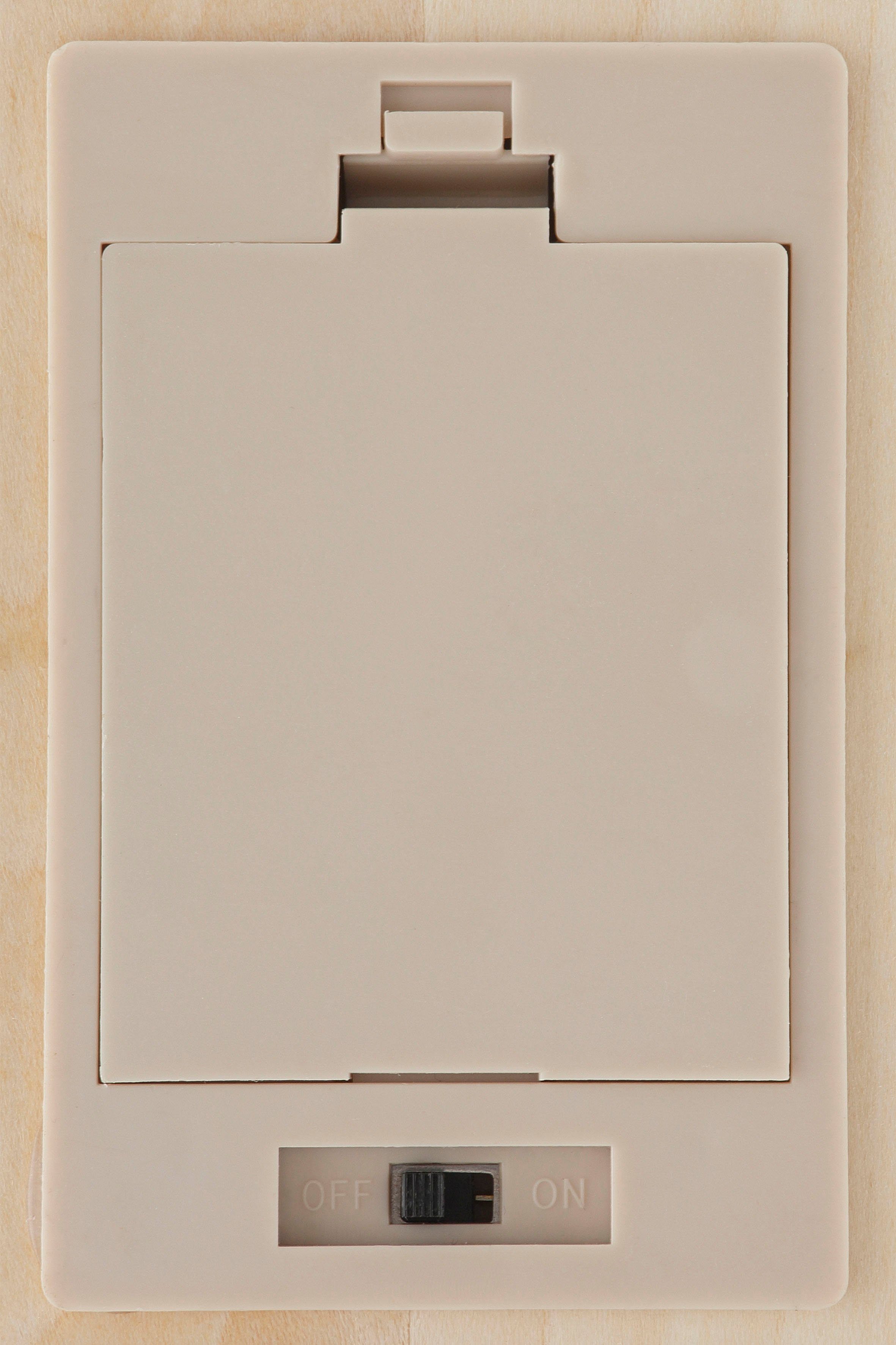 OTTO home Dekobaum Weihnachtsdeko, Schneelandschaft, LED Beleuchtung mit Timerfunktion, mit Hütte und Skifahrern, Höhe ca. 48 cm – Bild 4 von 5