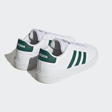 adidas Sportswear GRAND COURT LIFESTYLE TENNIS LACE-UP Sneaker Design auf den Spuren des adidas Superstar