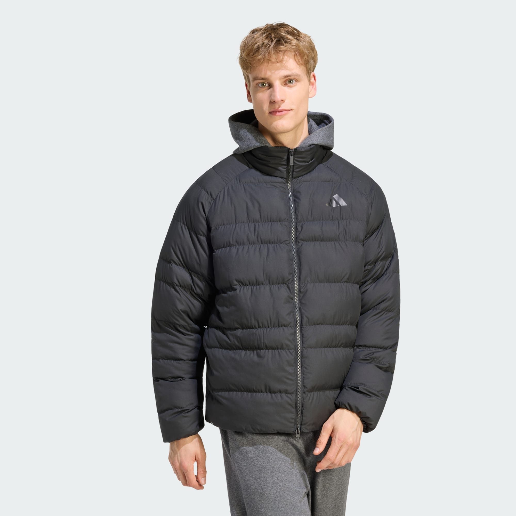 adidas Sportswear Funktionsjacke ESSENTIALS ISOLATIONSJACKE, VERSTAUBAR (1-St)