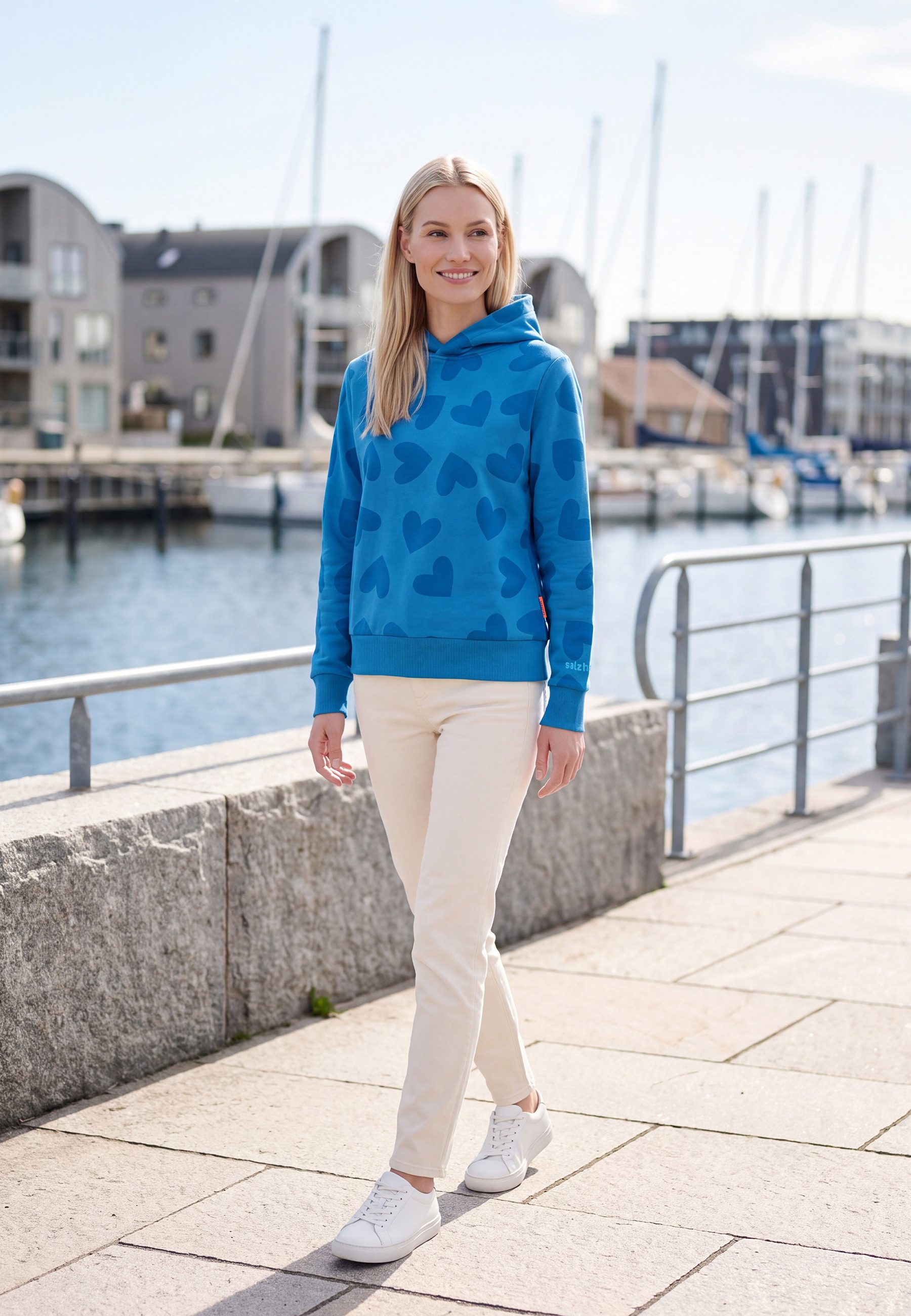 salzhaut Hoodie DACKLATTN Damen Regular Fit salzhaut Kapuzenpullover – bequemer Fit und nordisch klares Design