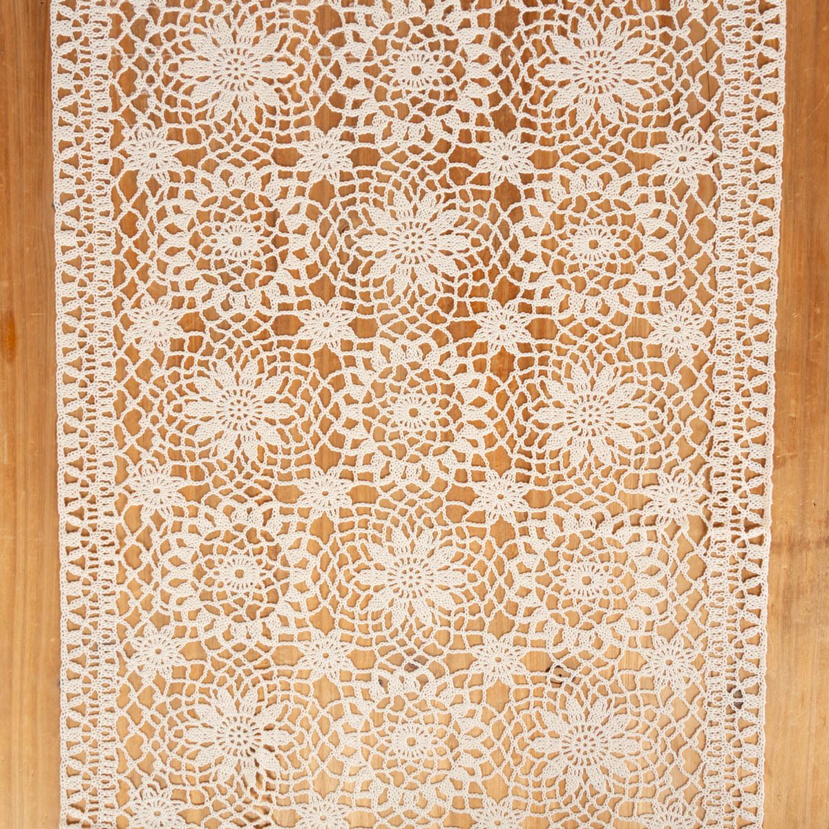 SCHÖNER LEBEN. Tischläufer Häkelspitze Amira ivory 40x150 cm aus wetterfestem Vinyl, wasserabweisend,pflegeleicht – Bild 5 von 5