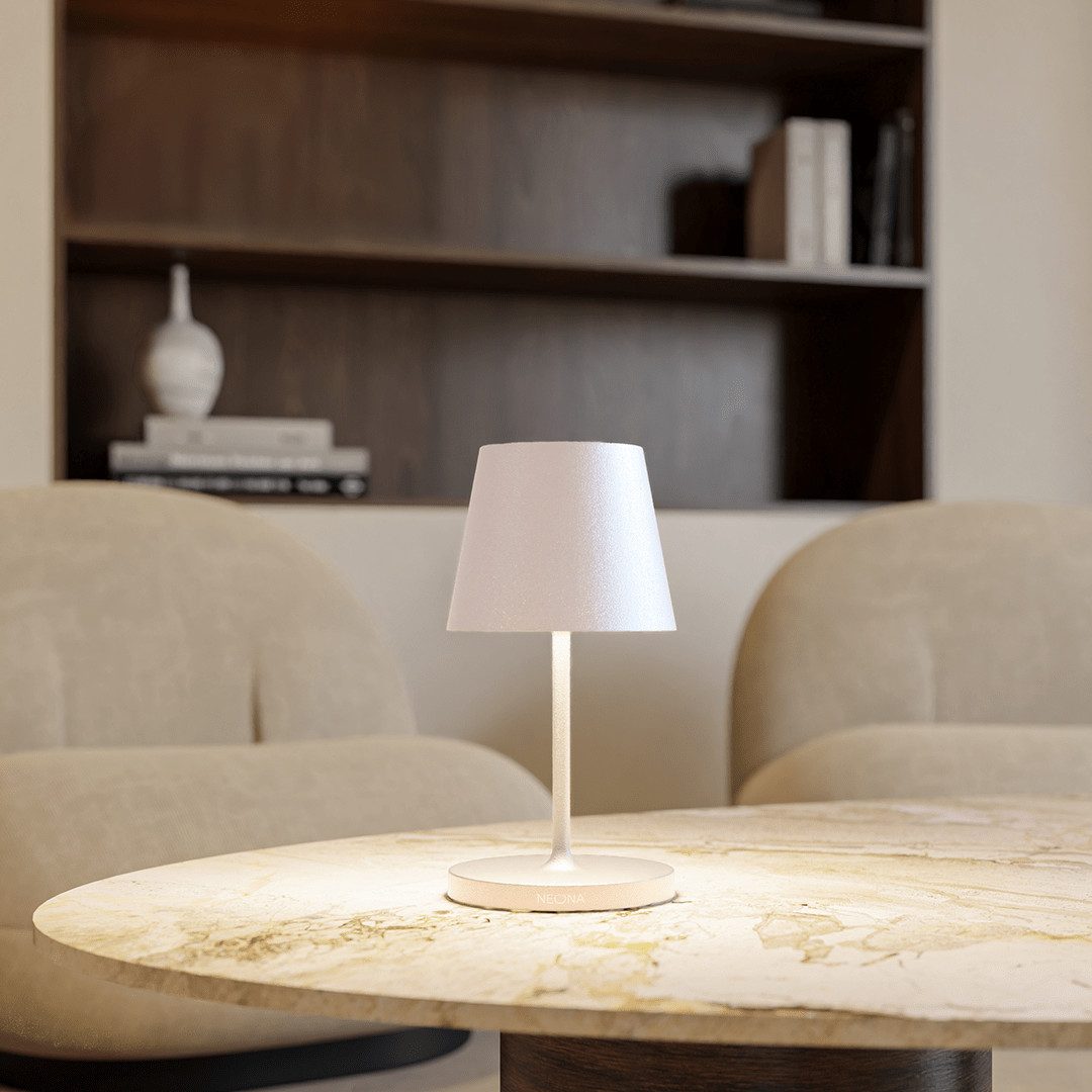 Neona LED Tischleuchte Ava