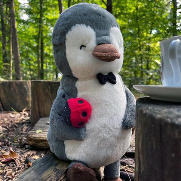 Mr. & Mrs. Panda Kuscheltier Pinguin Marienkäfer - Grau Pastell - Geschenk, Spielzeug, Kuscheltier (1-St), Liebevolles Detail