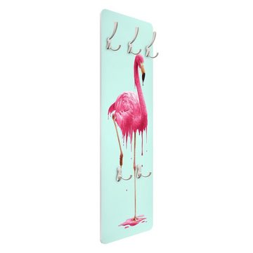Bilderdepot24 Garderobenpaneel türkis Kunst Tiere Schmelzender Flamingo Design (ausgefallenes Flur Wandpaneel mit Garderobenhaken Kleiderhaken hängend), moderne Wandgarderobe - Flurgarderobe im schmalen Hakenpaneel Design
