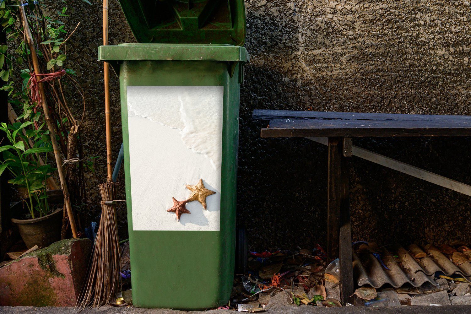 Wandsticker - Mülltonne, Container, Sticker, Orange Seestern Mülleimer-aufkleber, St), (1 Abfalbehälter MuchoWow - Sonne