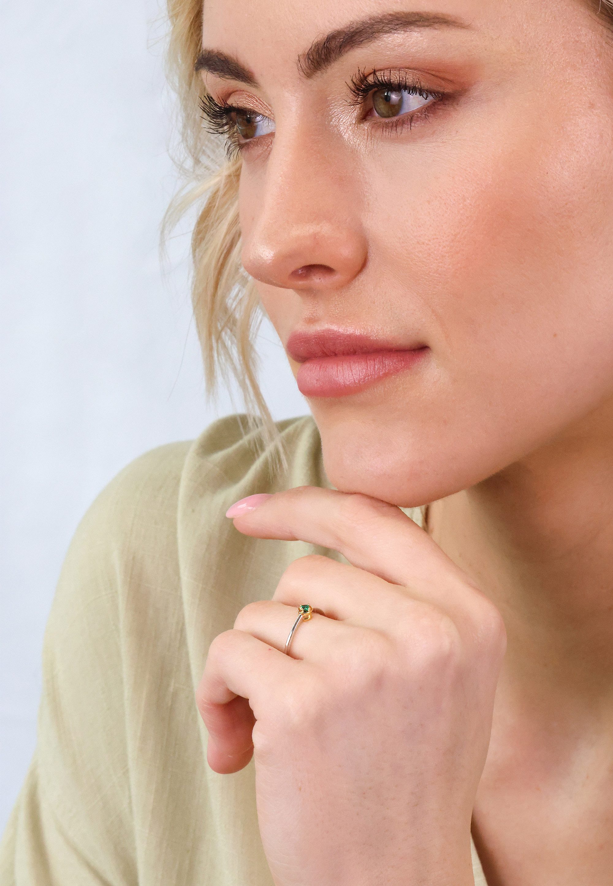 NANA KAY Fingerring Delicate Touch, mit grünem Stein