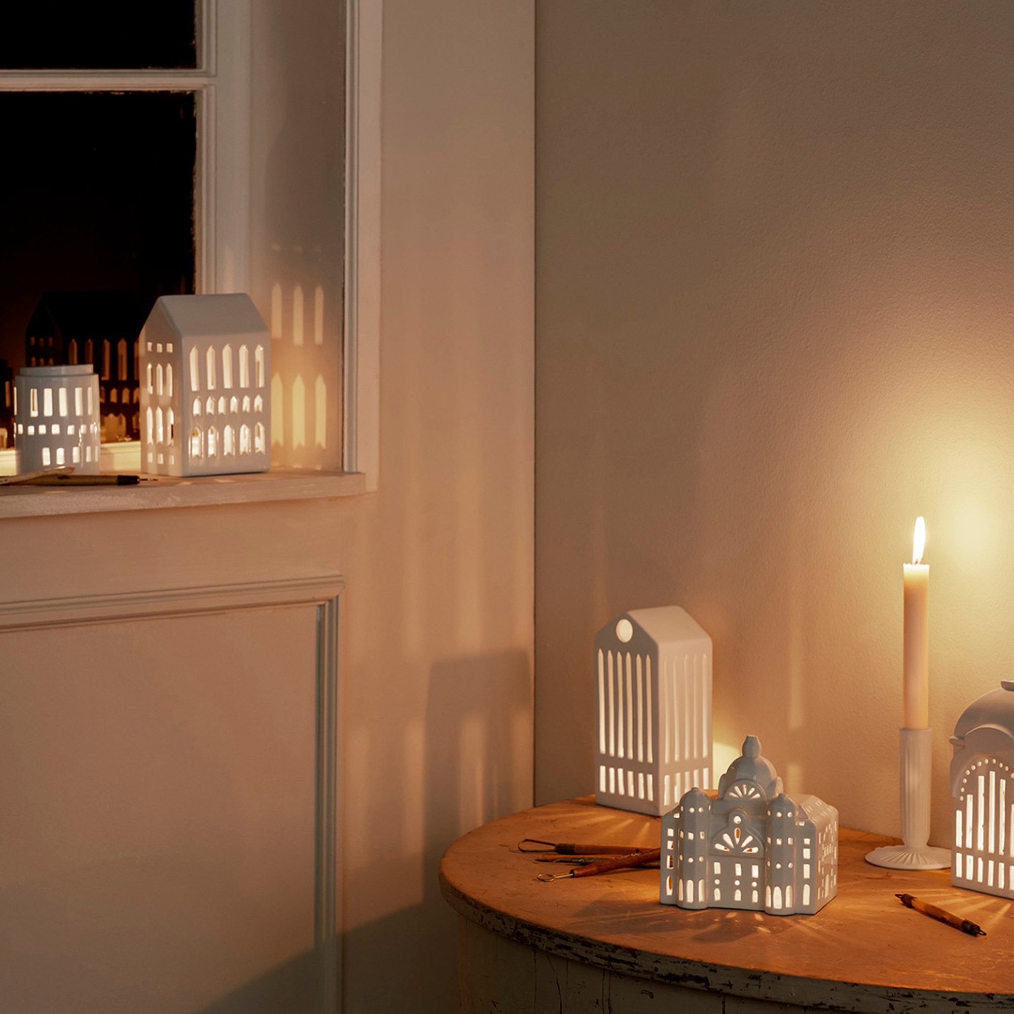 Kähler Teelichthalter Kähler Urbania Lichthaus Little tower H11.5 Keramik Weiß