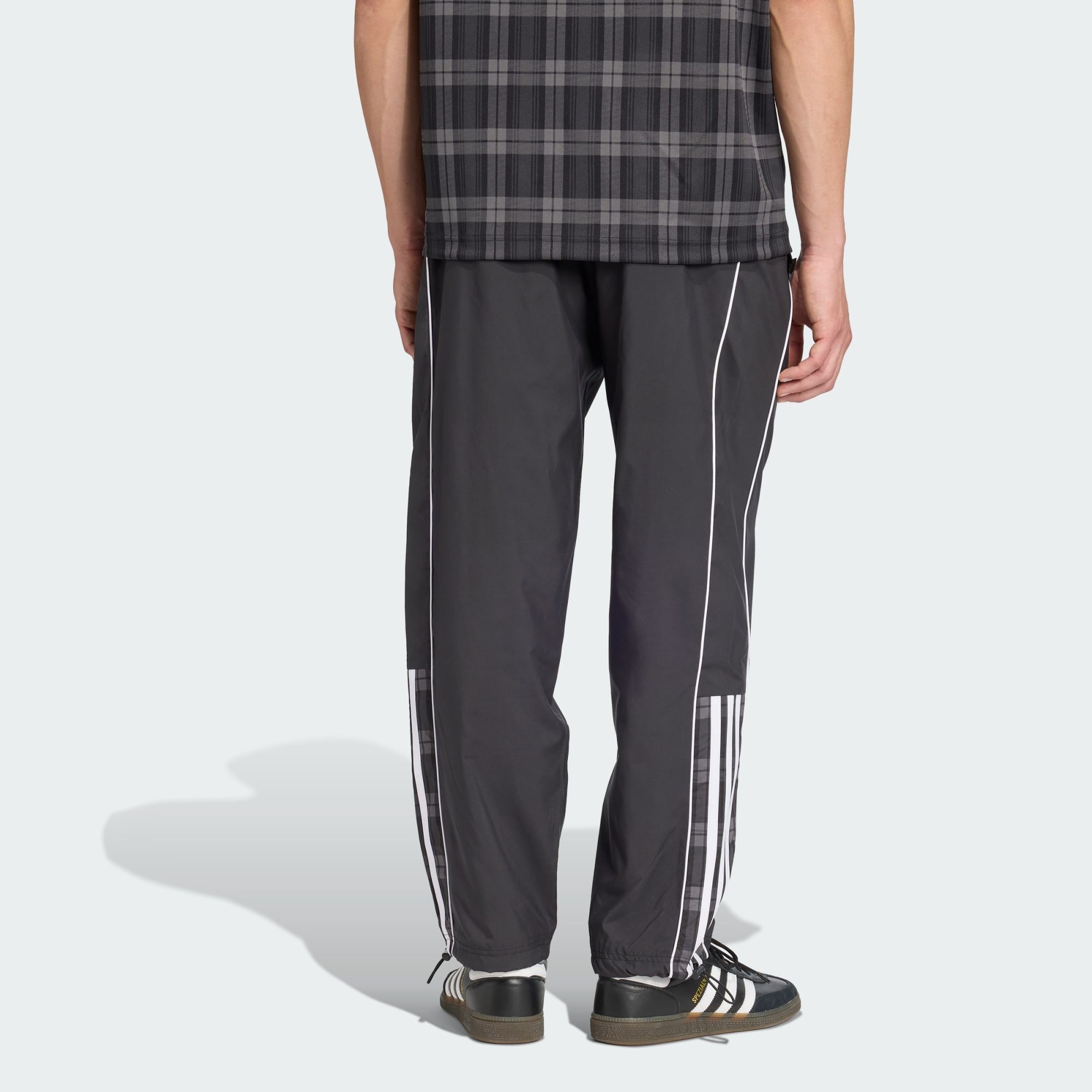 adidas Originals Laufshorts TARTAN LÄSSIGE TRAININGSHOSE (1-tlg) günstig online kaufen
