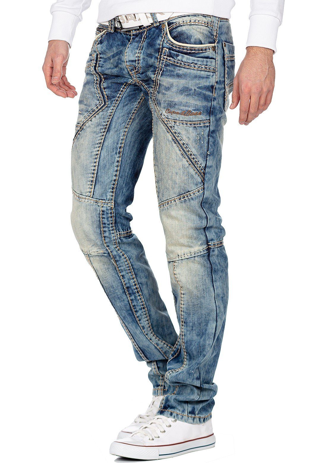 Cipo & Baxx Regular-fit-Jeans Hose BA-CD535 (1-tlg) mit auffälligen Ziernähte & Teilungsnähte