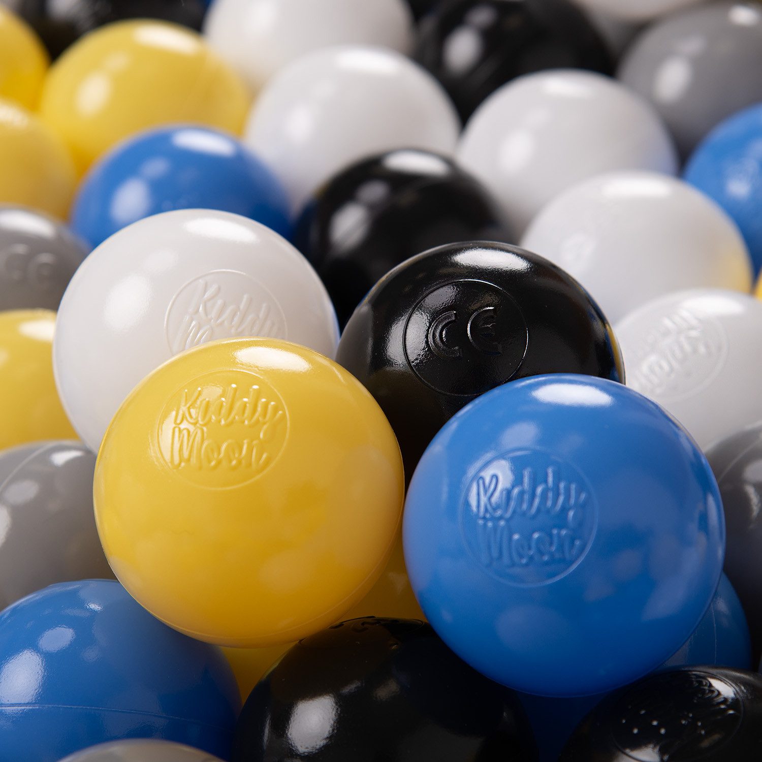 KiddyMoon Bällebad-Bälle ZK6 (Baby Plastikbälle Spielbälle, 100-St), Made in Europe