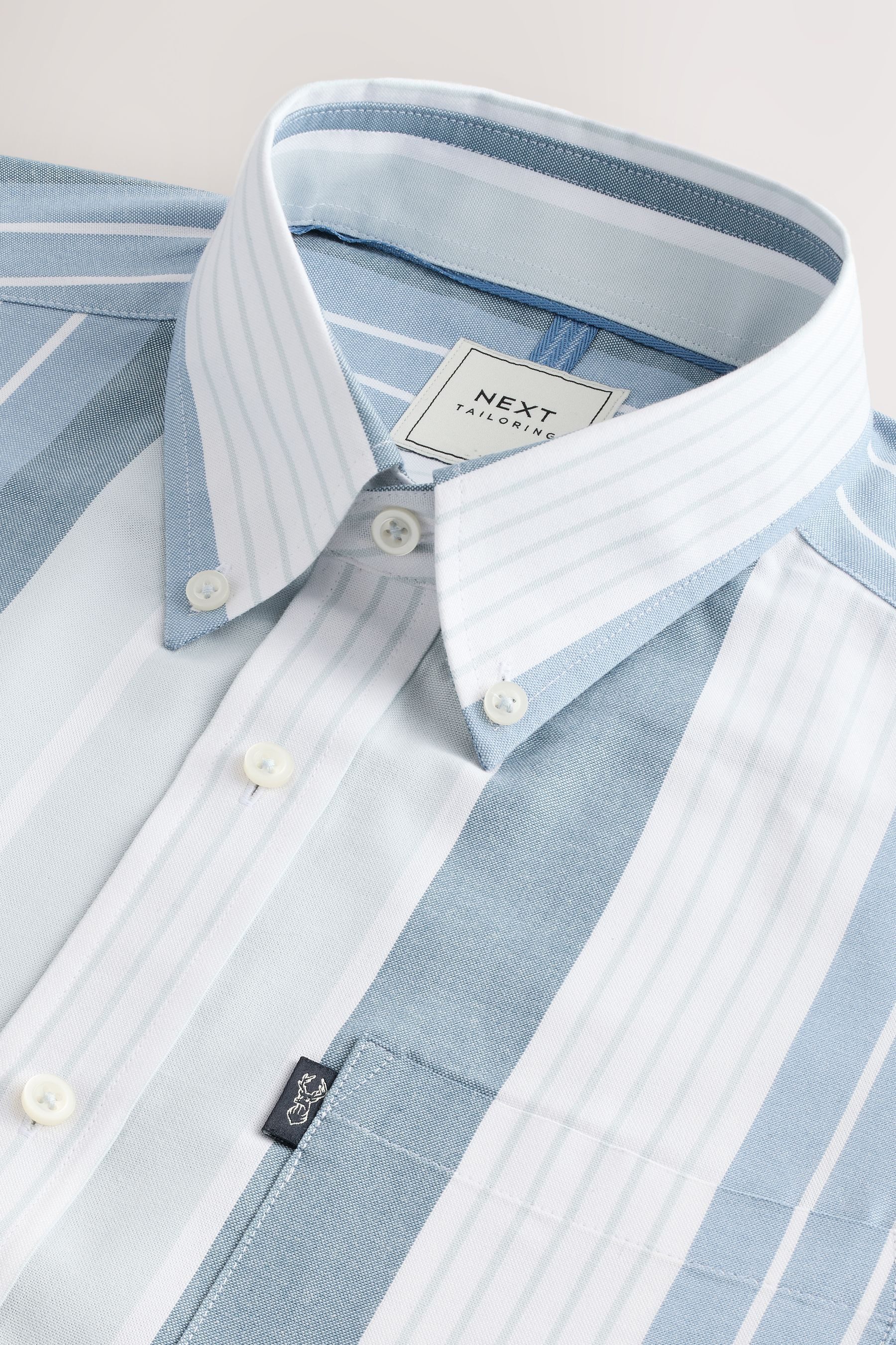 Next Kurzarmhemd Bügelleichtes Oxford-Hemd mit Button-down-Kragen (1-tlg) günstig online kaufen