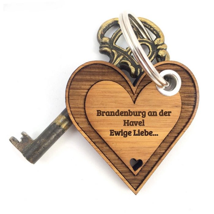 Mr. & Mrs. Panda Schlüsselanhänger Brandenburg an der Havel - Bambus - Geschenk verliebt Schlüsselanhänger Liebe Herz Anhänger Glücksbringer Herzchen Taschenanhänger (1-tlg)