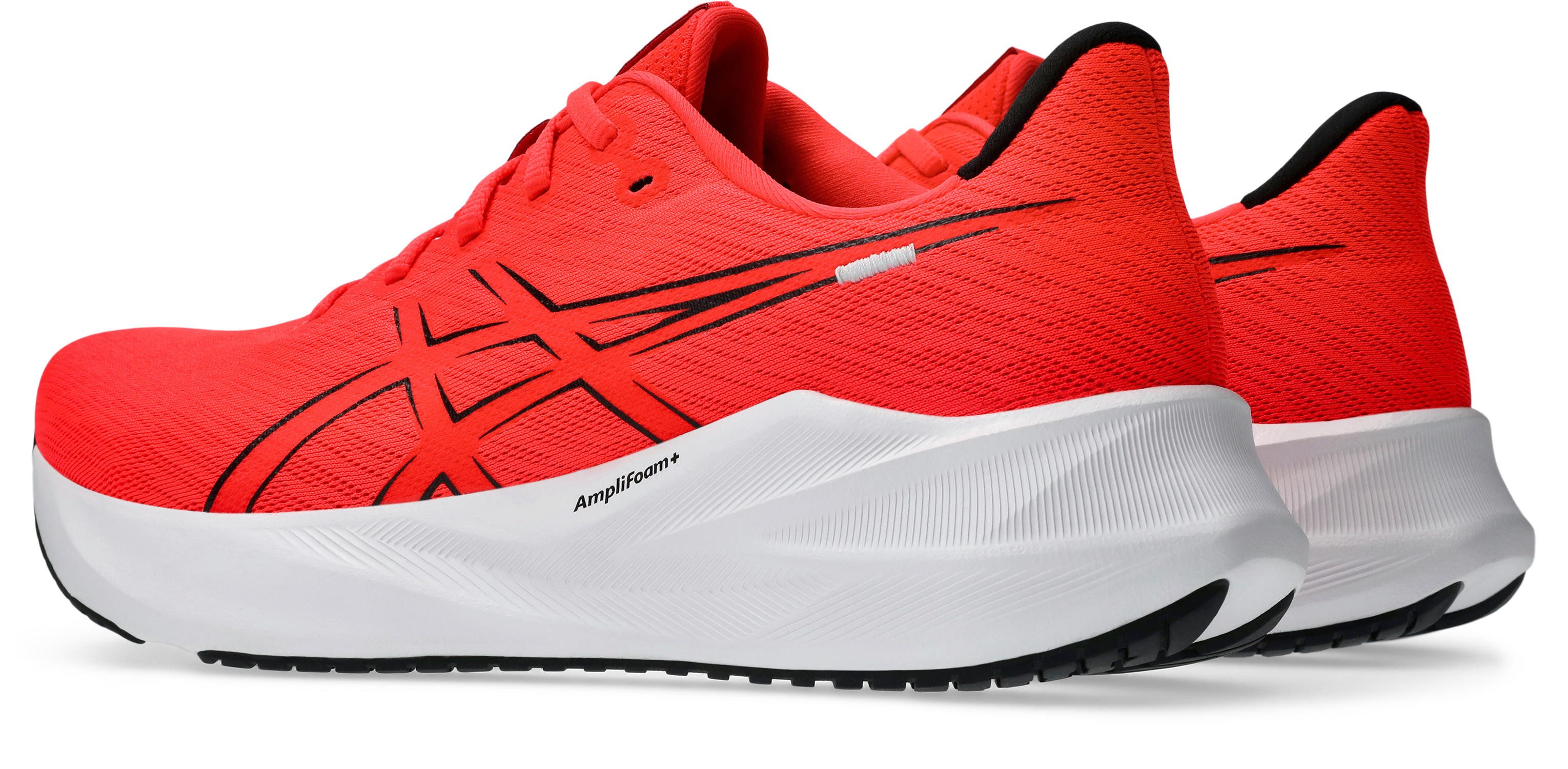 Asics VERSABLAST 4 Laufschuh