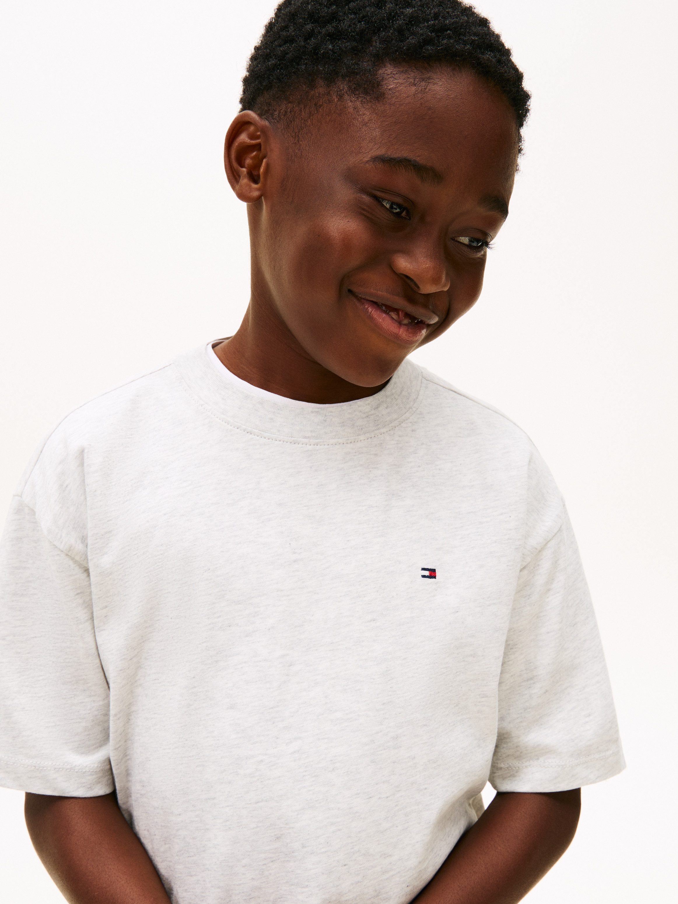Tommy Hilfiger T-Shirt Regular fit, für Kinder bis 16 Jahre – Bild 2 von 5
