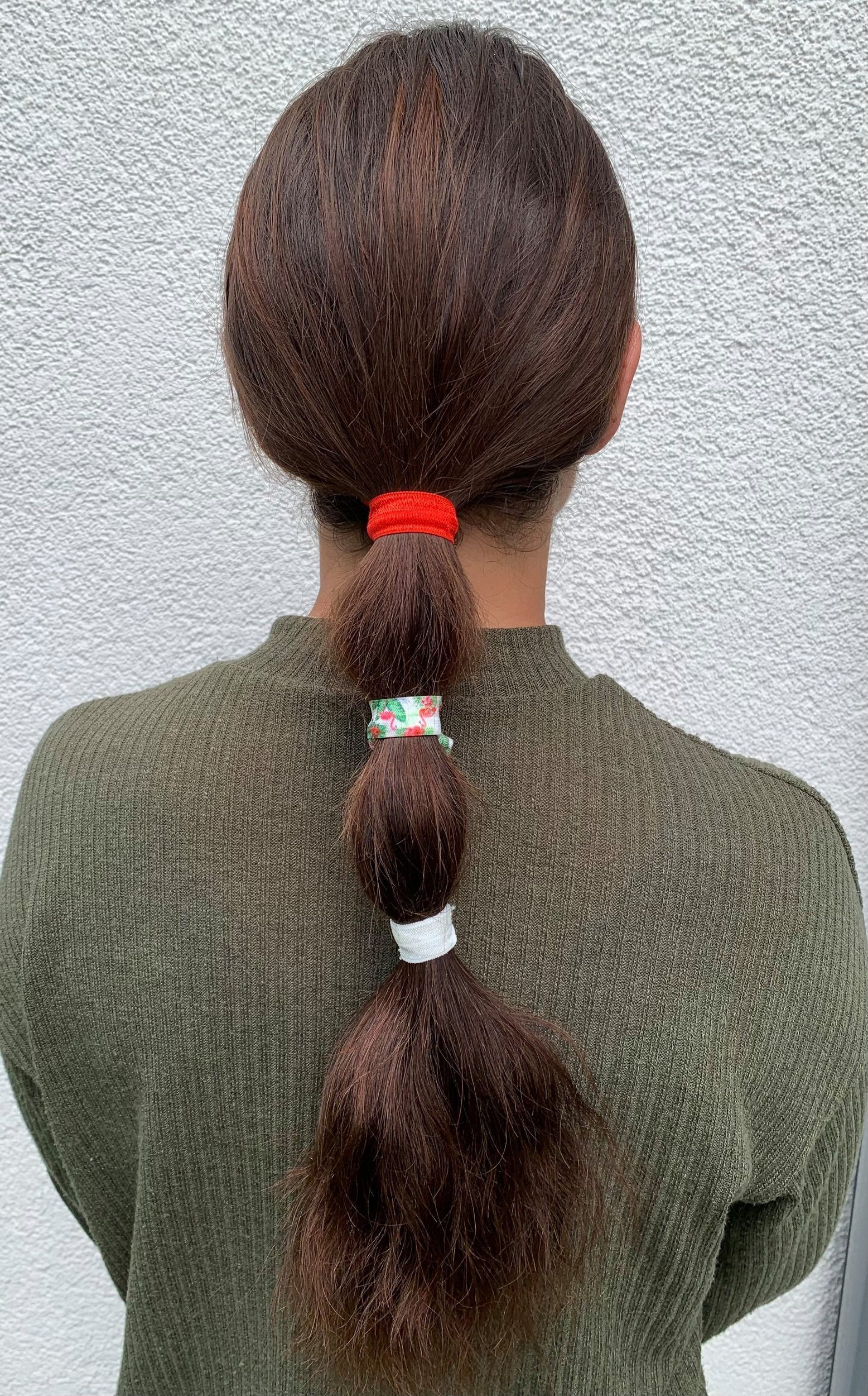 sich Das für die Festival Haarband oder LK als Frisur, & Armband Zopfband Armband, elastisches läßt angesagt! Sehr Trend Armband tragen. Haarband Style Haarschmuck, Pepita cooles perfekt