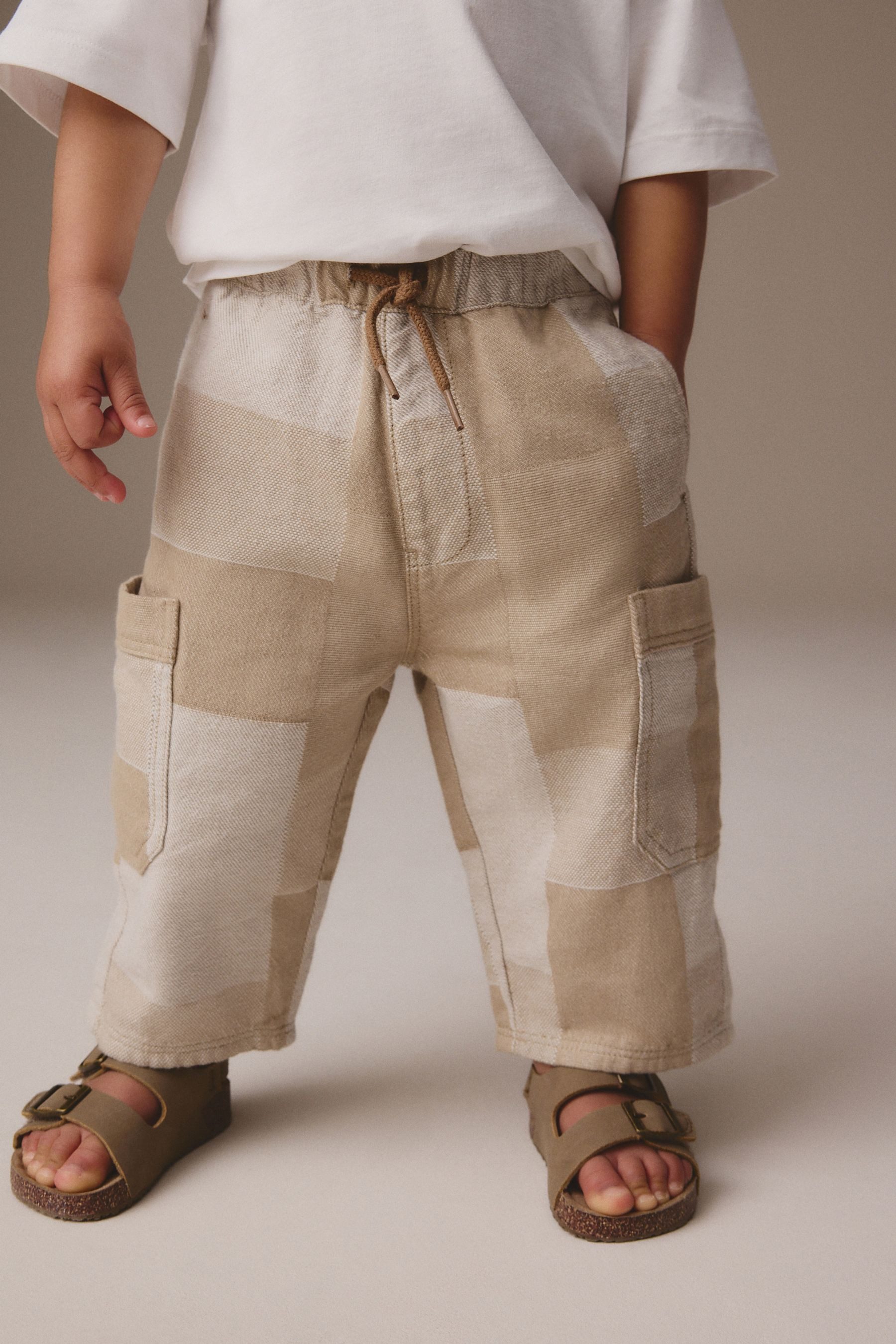 Next Cargo Jeans: Cargo jeans with elastic waistband and wide leg (1-piece)