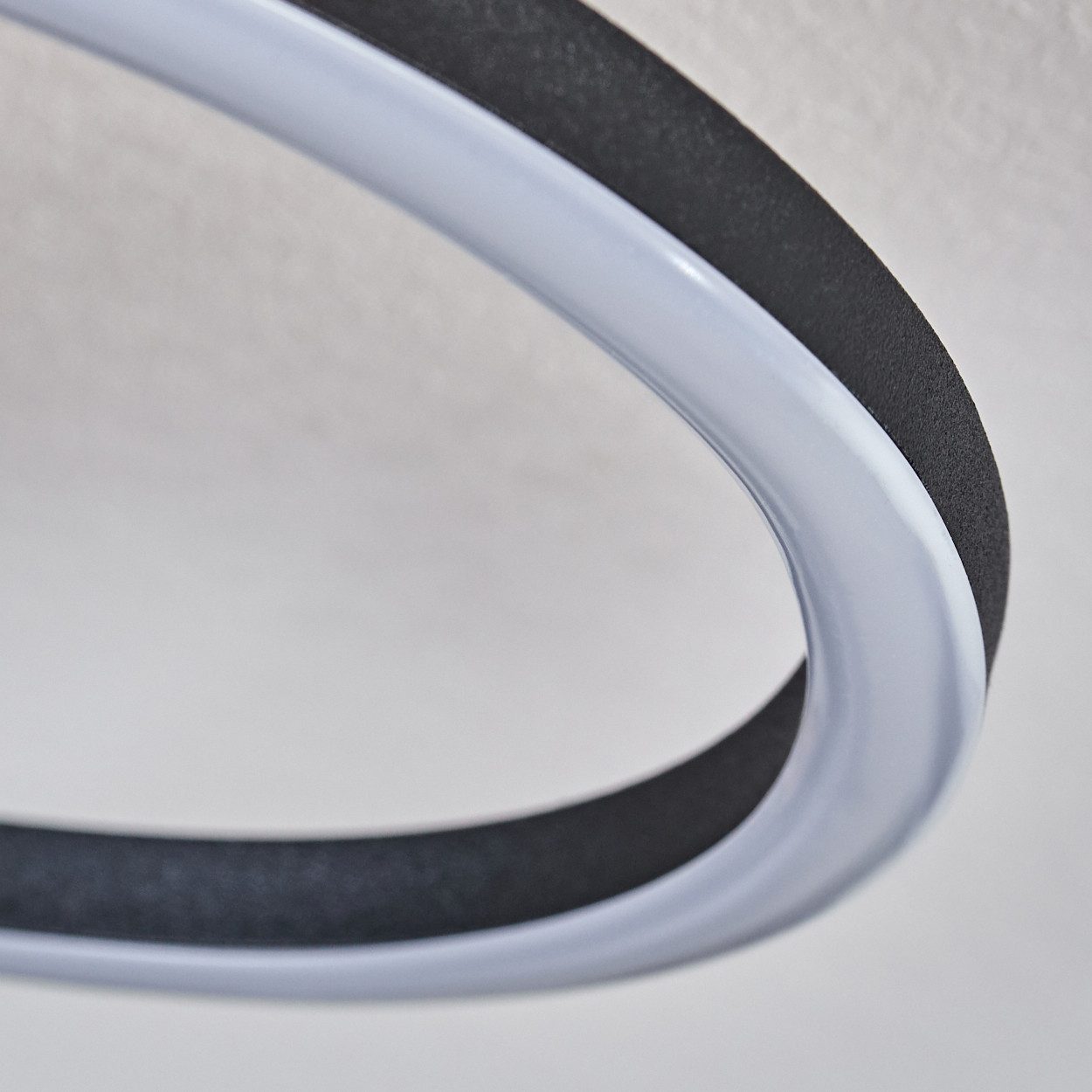 hofstein Deckenleuchte Deckenlampe aus Metall/Holz/Kunststoff in Naturfarben/Schwarz/Weiß, ohne Leuchtmittel, 3000 Kelvin, Leuchte im modernen Design, 28 Watt, 1150 Lumen, 3000 Kelvin