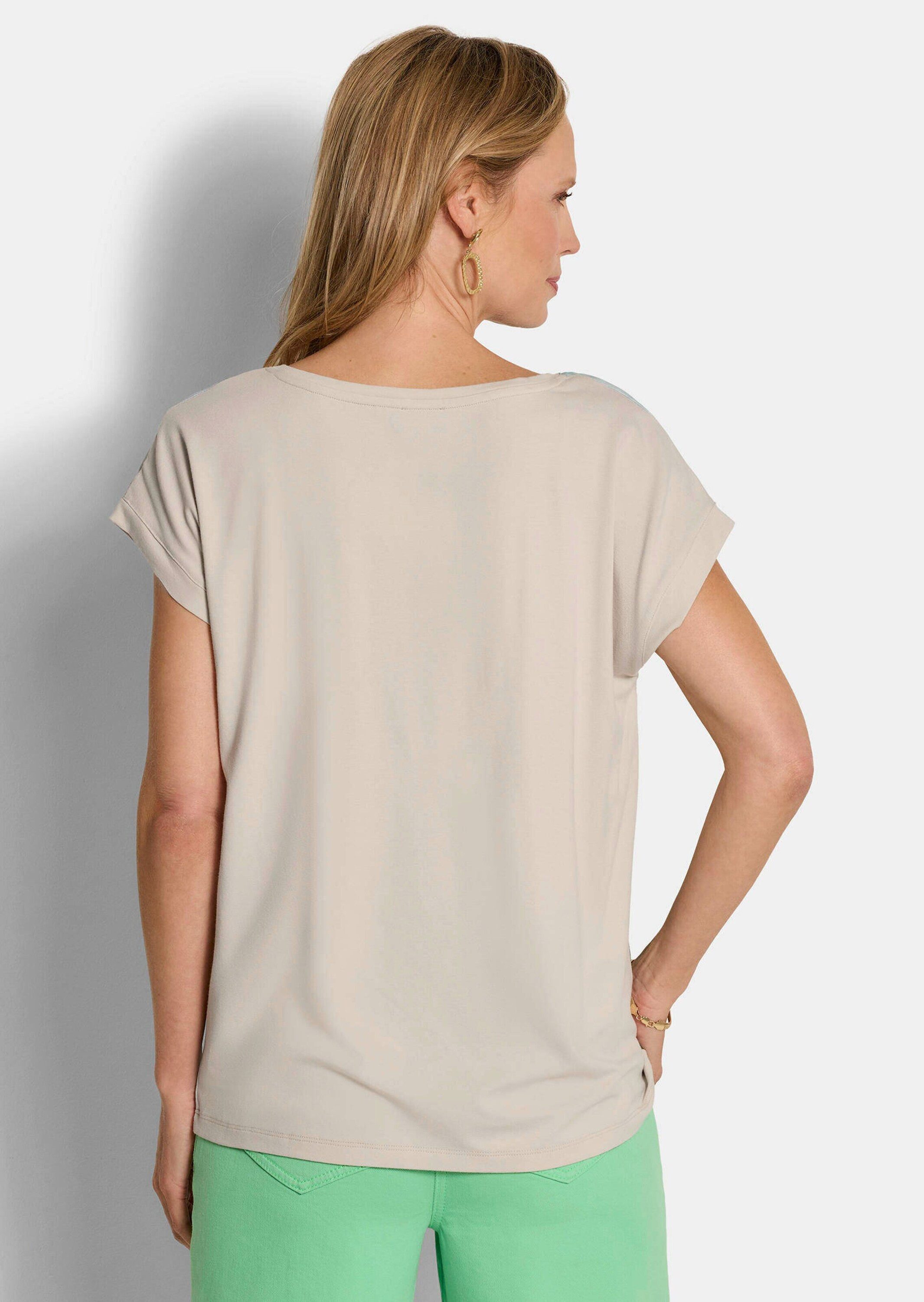GOLDNER Print-Shirt Druckshirt mit Folienprint Satinshirt mit Jersey-Rückseite, U-Boot-Ausschnitt und Viertelarm