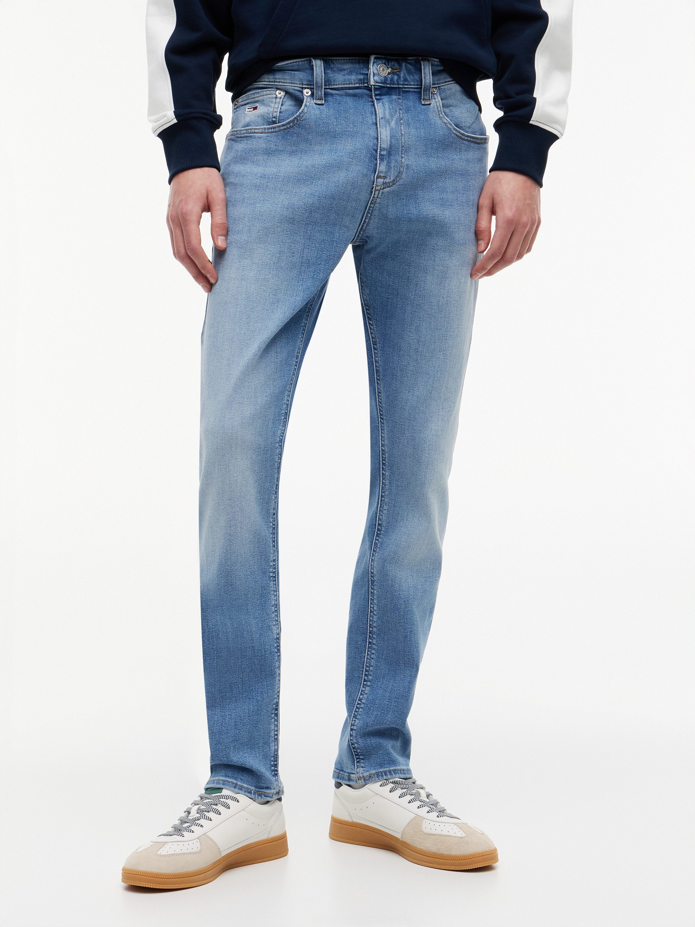 Tommy Jeans Slim-fit-Jeans Austin Slim Tapered zum Knöchel hin schmaler werdende Jeans mit mittlerer Leibhöhe