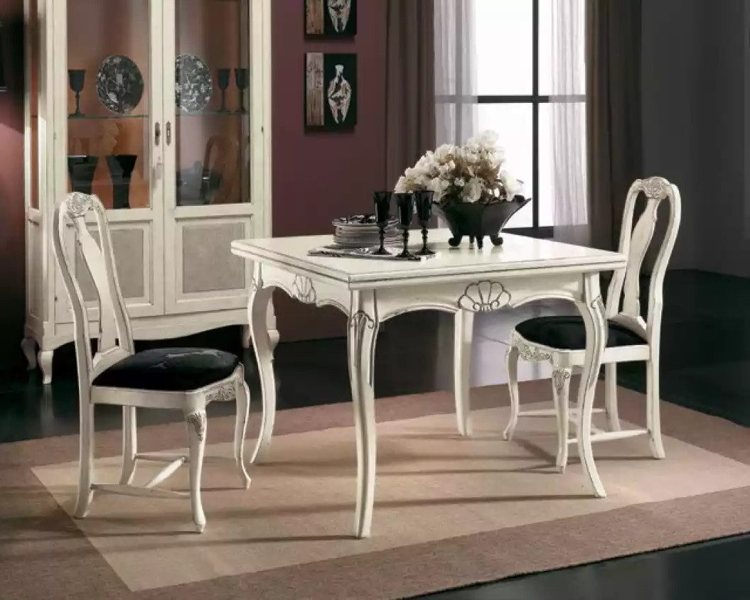 Essgruppe Moderne Essgruppe in Weiß mit elegantem Esstisch und Stühlen
