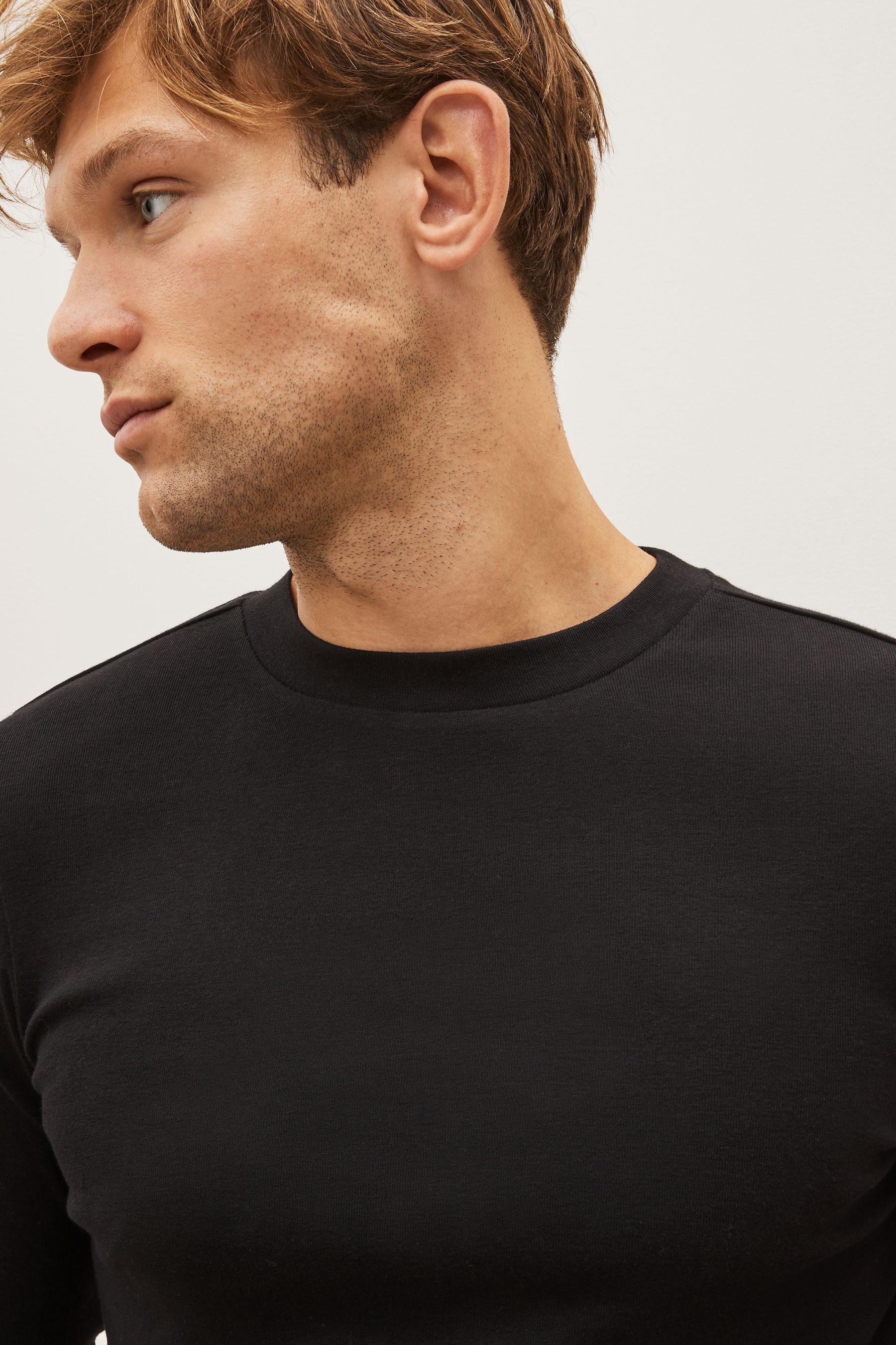 Shirt im Langarmshirt Black Next Muscle-Fit (1-tlg) Langärmeliges