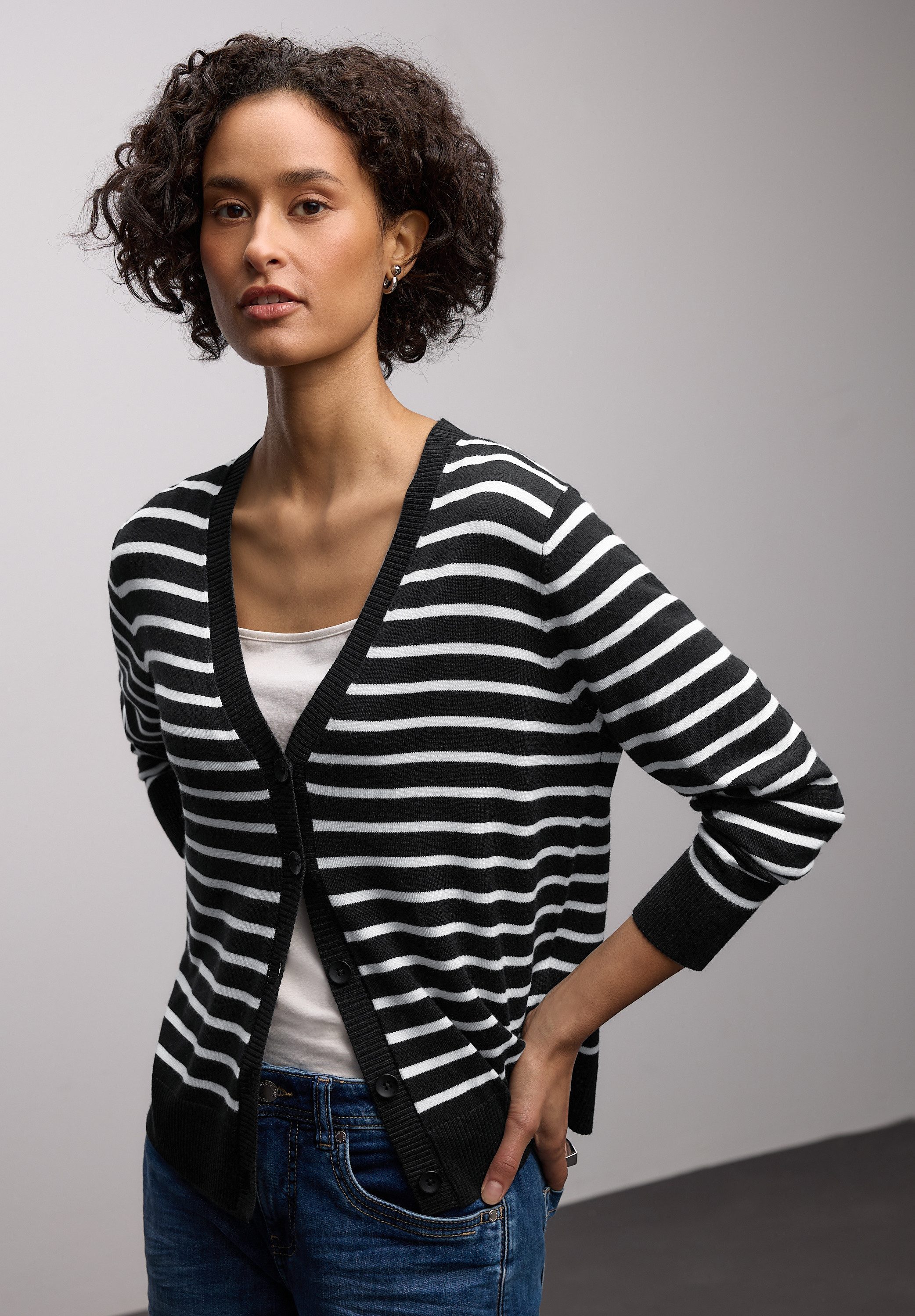 STREET ONE Cardigan mit V-Ausschnitt