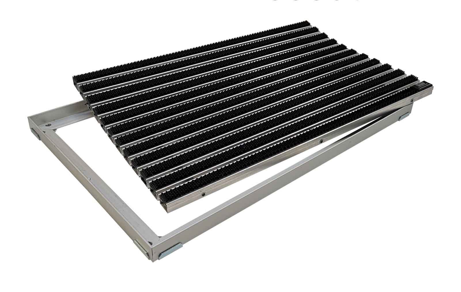Fußmatte EMCO Eingangsmatte DIPLOMAT Bürsten initial schwarz 22mm + ALU Rahmen  Schmutzfangmatte Fußabtreter Antirutschmatte, Emco, rechteckig, Höhe: 25  mm, für den Innen /- und Außenbereich