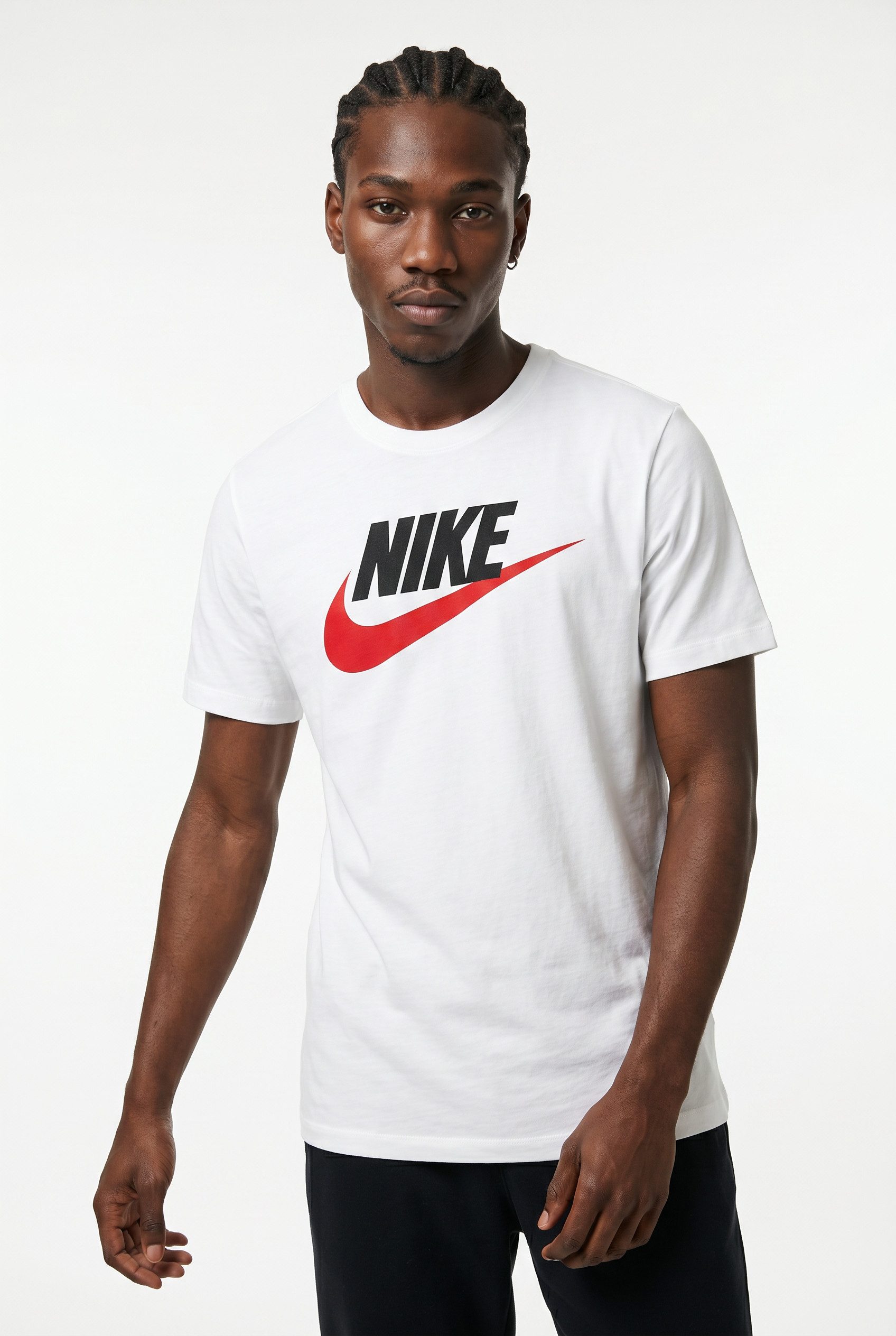 Nike Sportswear T-Shirt M NSW TEE ICON FUTURA mit klassischem Logodruck auf der Brust, Kurzarm-Design, normale Länge